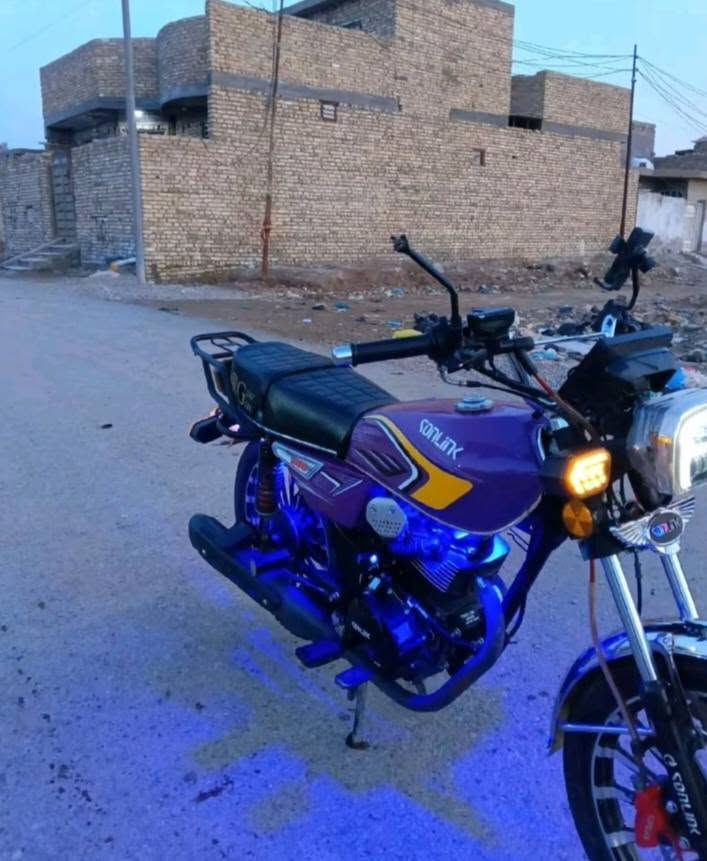 سلام عليكم دراجة إيراني للبيع
نوع سونك مديل 2025
اللون بنفسجي🫐
مكينة سودة
حجم المكينة 200cc
كهربائيات كلها شغالة🌟
الدراجة بيها نشرات
السلف شغال ..نكرة🎗
الدراجة من جبتها لليوم هندر واحد ما ضارب بيها
مكينة ناعمة 
تجي وتشوف بعينك الدراجة كاملة مكملة ...ملاحظة فقط يدة بريك أمامي مكسورة باقي الدراجة كفالة عامة

العنوان 📍: بغداد مدينة الصدر ... 
للإستفسار عن السعر 
***********
