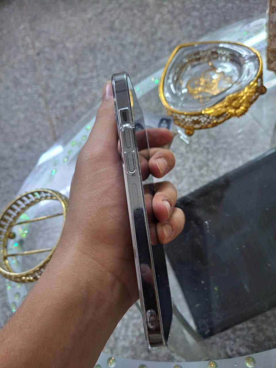 ايفون 13 برو ماكس • ٢٥٦ جيجا • بطارية ٨٠%