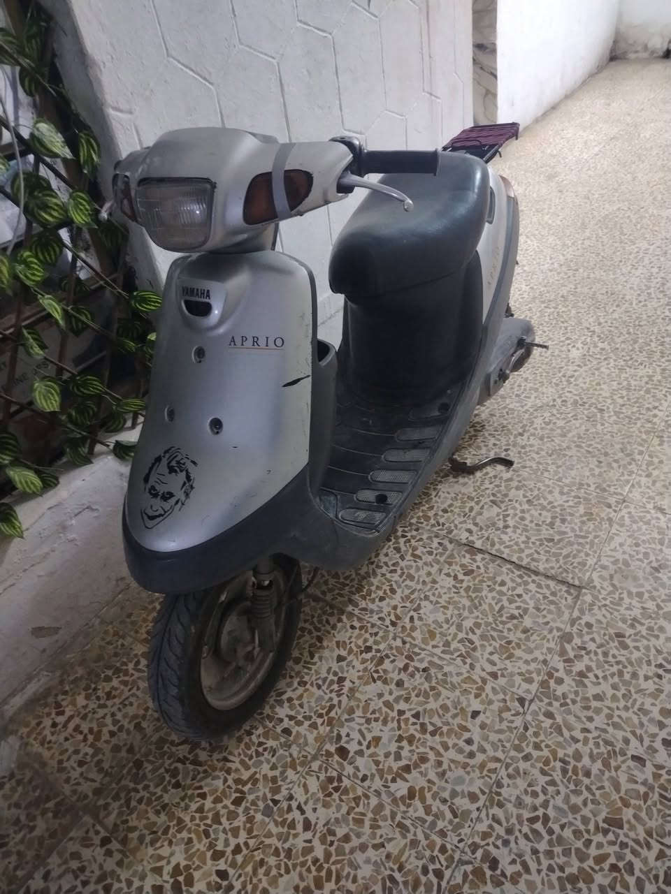اپريو • سلف • لايت شغال