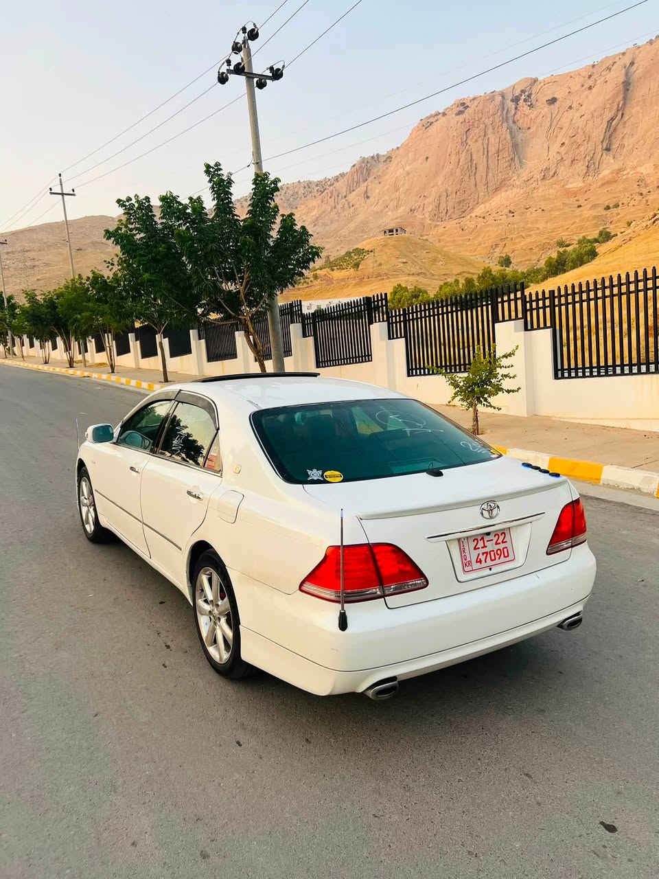شاھانە بڕاوە تاقانەی ئیراق سفر سفر گئڕو مەکینە180ئاڵتونی بازاڕ  فول فول سلایت جلد ئاوینە ئیشارەت بەگ لایت لیزەر کامل لەحەیە سپورت کودی نیە ئەوەئ  بیرئ لئ کەیتۆ بەشەرت بای 8گەلا جوان کاری بۆکڕاوە سعری56گەلایە  مشتەرئ خۆی قەدری ئەو سەیارە ئەزانی ***********
