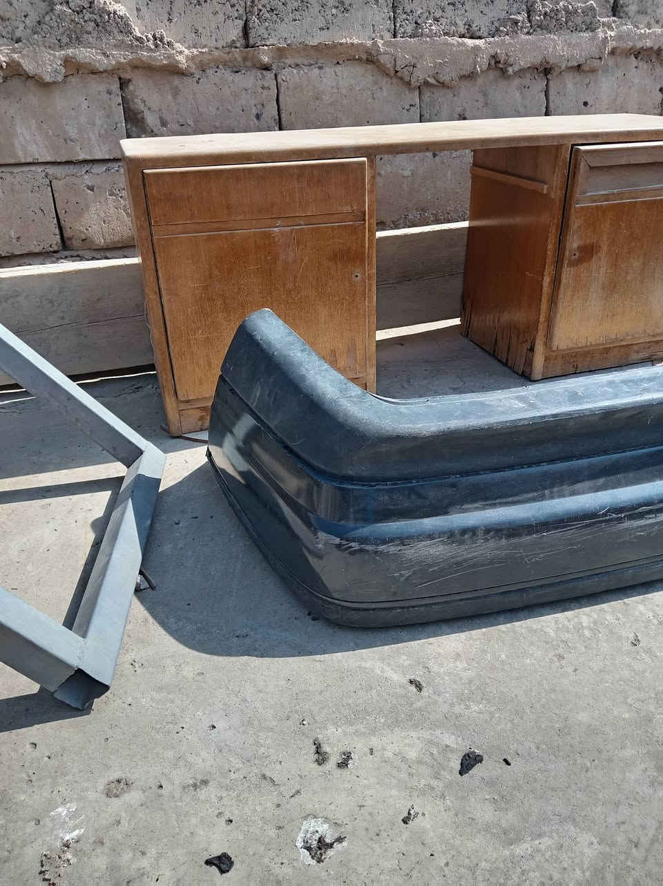دعامية خلفية  هي والبراكيت مالها الحديد مال اوبل فكترا موديل 95 دعامية مال كصة جديده عنواني موصل حي العامل سعر60 ***********
