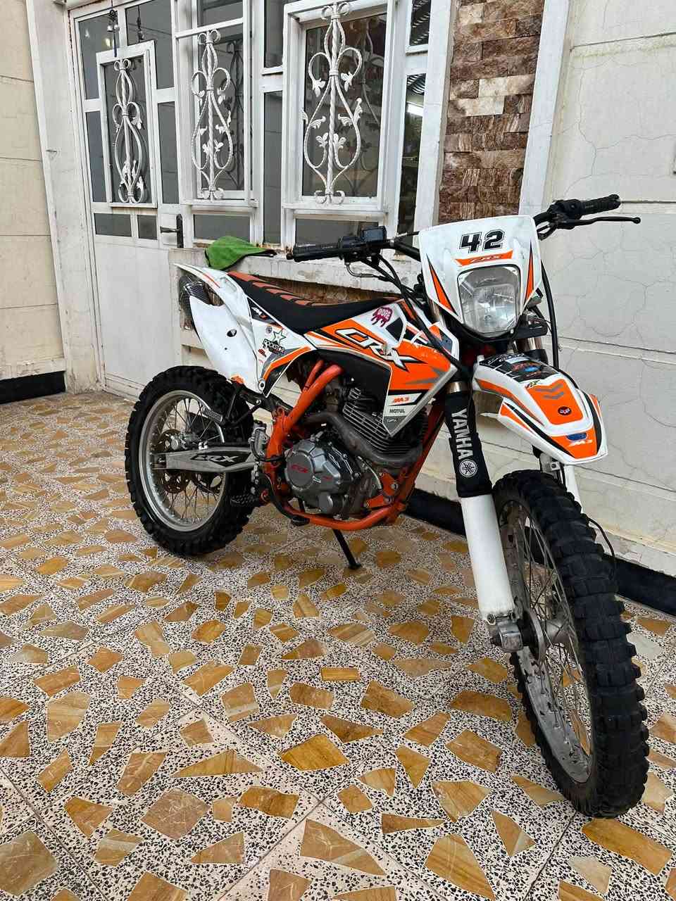 سلام عليكم للبيع قفاز CRX موديل 2025
محراك  300cc كفاله عامه اي نقص مابيه 
السعر 1350 وبيه مجال 
مكاني بغداد الشعب 
***********
