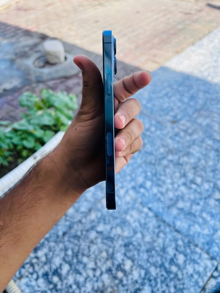 ١٣ برو ماكس مبدل شاشه
ذاكره ٢٥٦
بطاريه ٧٢

ناصريه مركز

