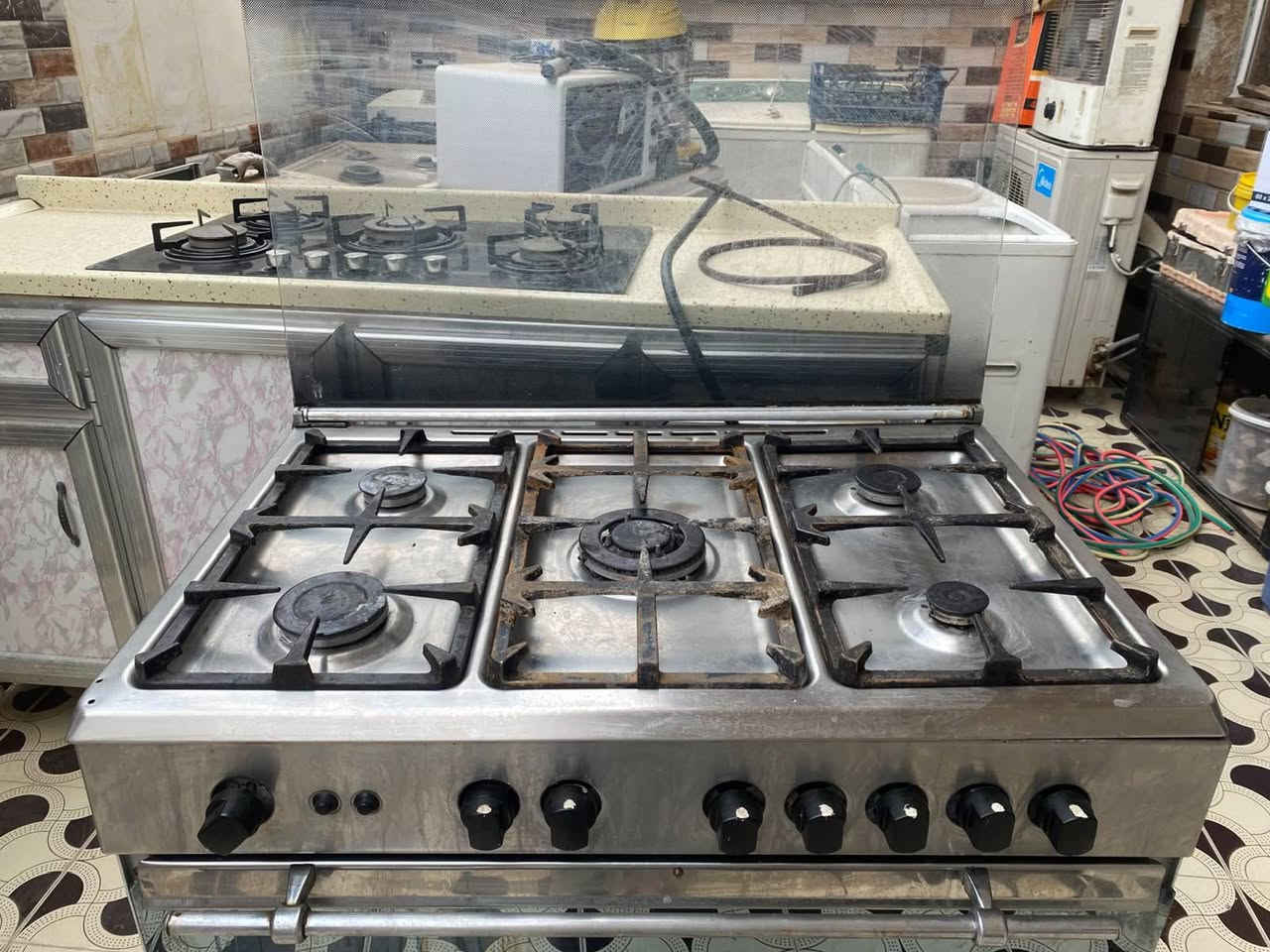 طباخ • للبيع
