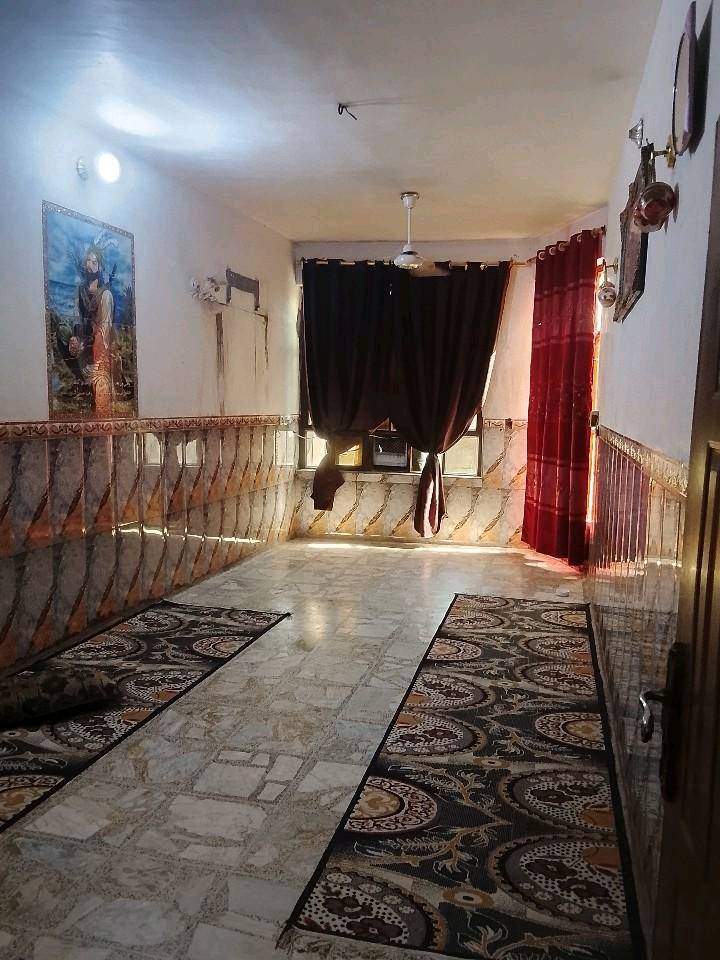 دار للبيع  200 متر 
العنوان بغداد الكرغولية 
6 غرف طابقين  كل طابق حمام
