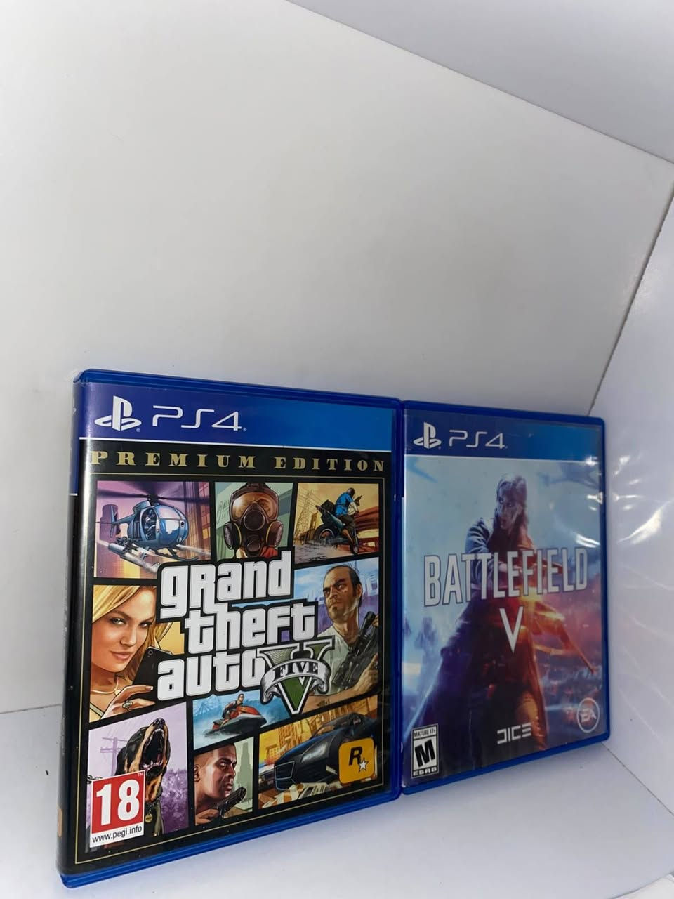 ps4 slim
 بو فروتنێ کەبسە نەفەکریە گەلەک یا پاقژە دگەل 2 سیدیا سعر 210 

للبیع نظيفة مو مفتوحة وياه 2 اقراص ب 210

***********
كورك واتساب فايبر
دهوك دهوك, العراق
