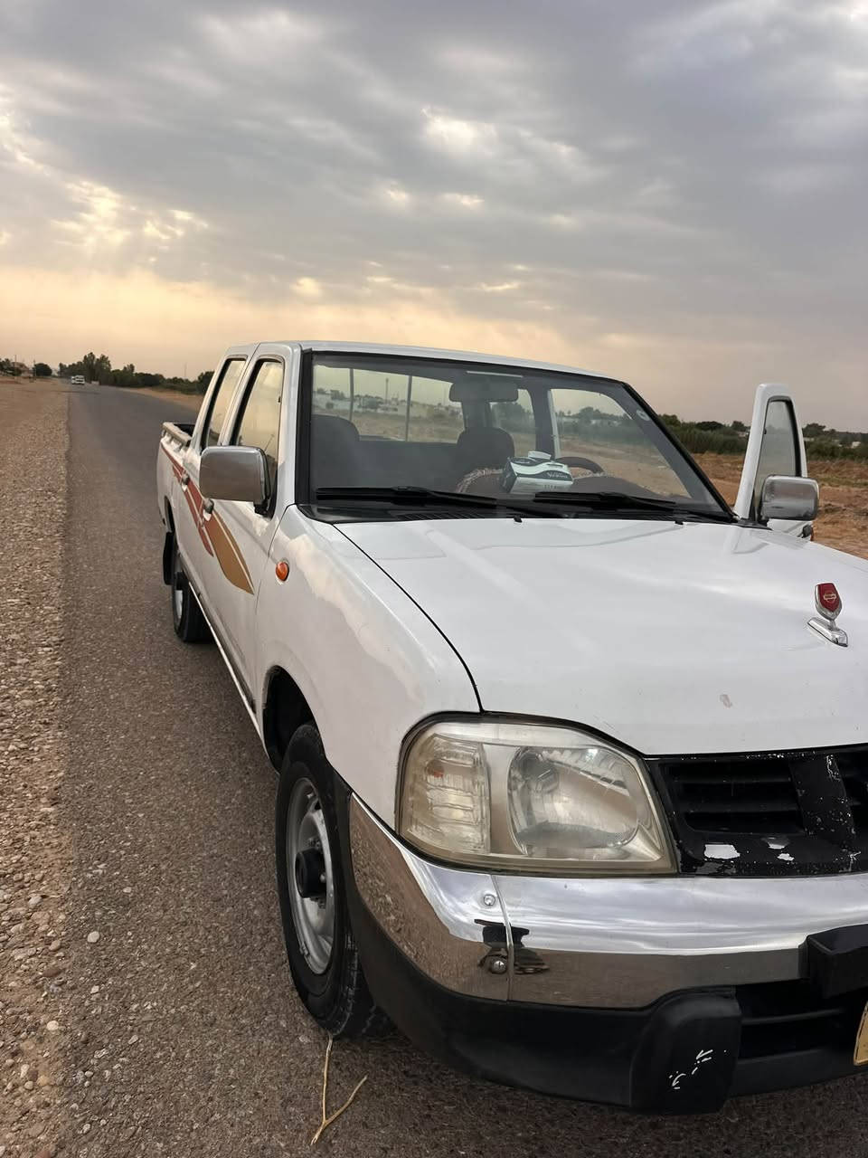 نيسان بیک اب • ٢٠٠٨ • مكينة ٢٠١٤
