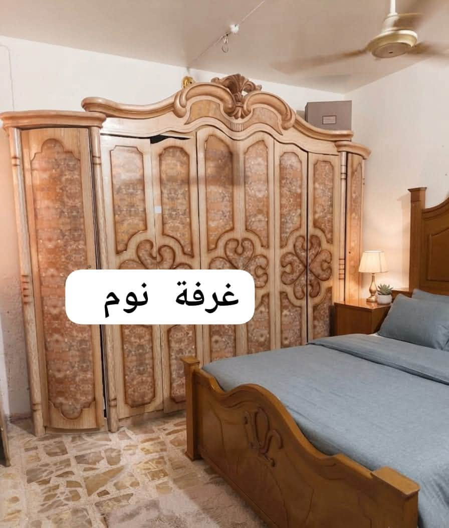 بيت مساحه 100م حي المهندسين طريق الجنه عامود 42 للبيع 

طابق واحد شيلمان نضيف جداً
 
تفاصيل الدار غرفه صاله مطبخ استقبال تخاريج

السعر 140 مليون قابل للتفاوض 

للاستفسار اكثر مراجعه مكتب الغدير في حي السلام شارع ابو الدجاج قرب مفاتيح دبي 

***********
