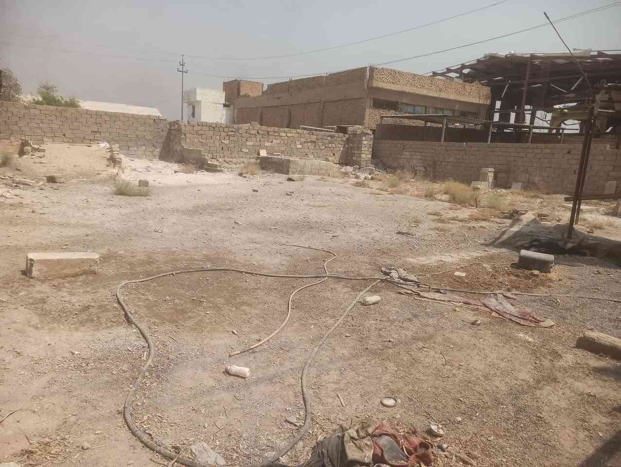 قطعة ارض  صناعي معروضه للبيع الموقع الفلوجة الحي الصناعي شارع مطعم غصن الزيتون شارع طبعا مفتوح دخول وخروج للصناعة تبعد عن شارع سد تقريباً 200متر
مساحة القطعة 500متر 
للتواصل او الاستفسار 
الاتصال 
***********
قطعة ارض  صناعي معروضه للبيع الموقع الفلوجة الحي الصناعي شارع مطعم غصن الزيتون شارع طبعا مفتوح دخول وخروج للصناعة تبعد عن شارع سد تقريباً 200متر
