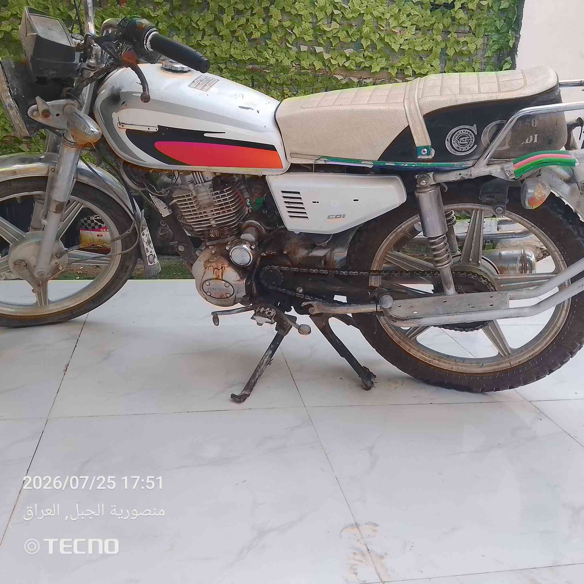 ماطور جني خمسه كير نضيف ممفتوحه مكينه سعر 250 مكان منصوريه جبل ***********
