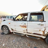 ساكاي • ٢٠١٢ • للبيع