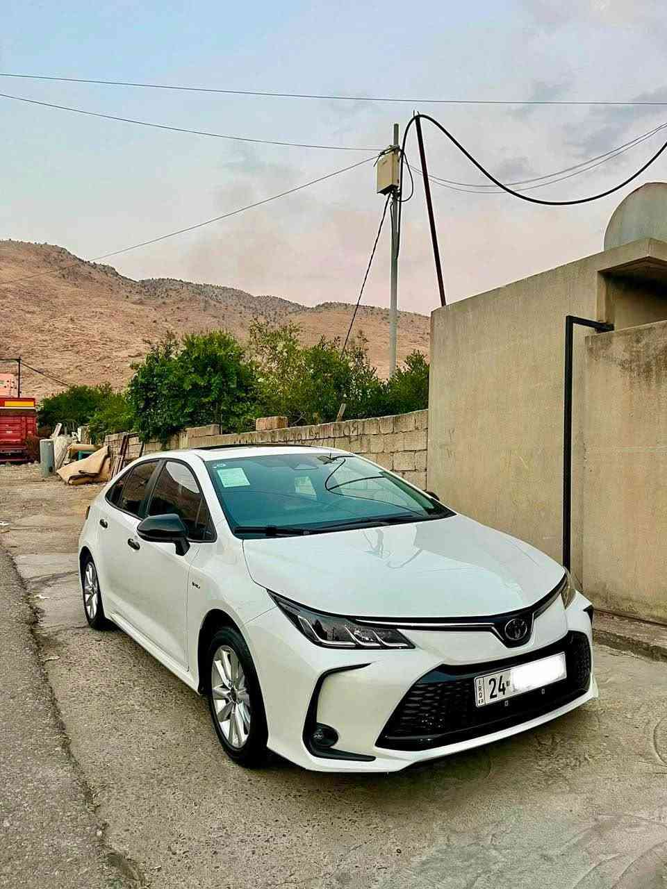 کۆرۆلە هایبرێد HEV 
15 هەزار کیلۆمتر رۆیشتووە
فوول مواسەفست کشن جلد 
سوکان تقل سلاید و زۆر مواسەفاتی تر..
هەموو شتی بە شەرت هیچی نیە 
بۆ پەیوەندی واتساپ *********** أربيل, العراق
