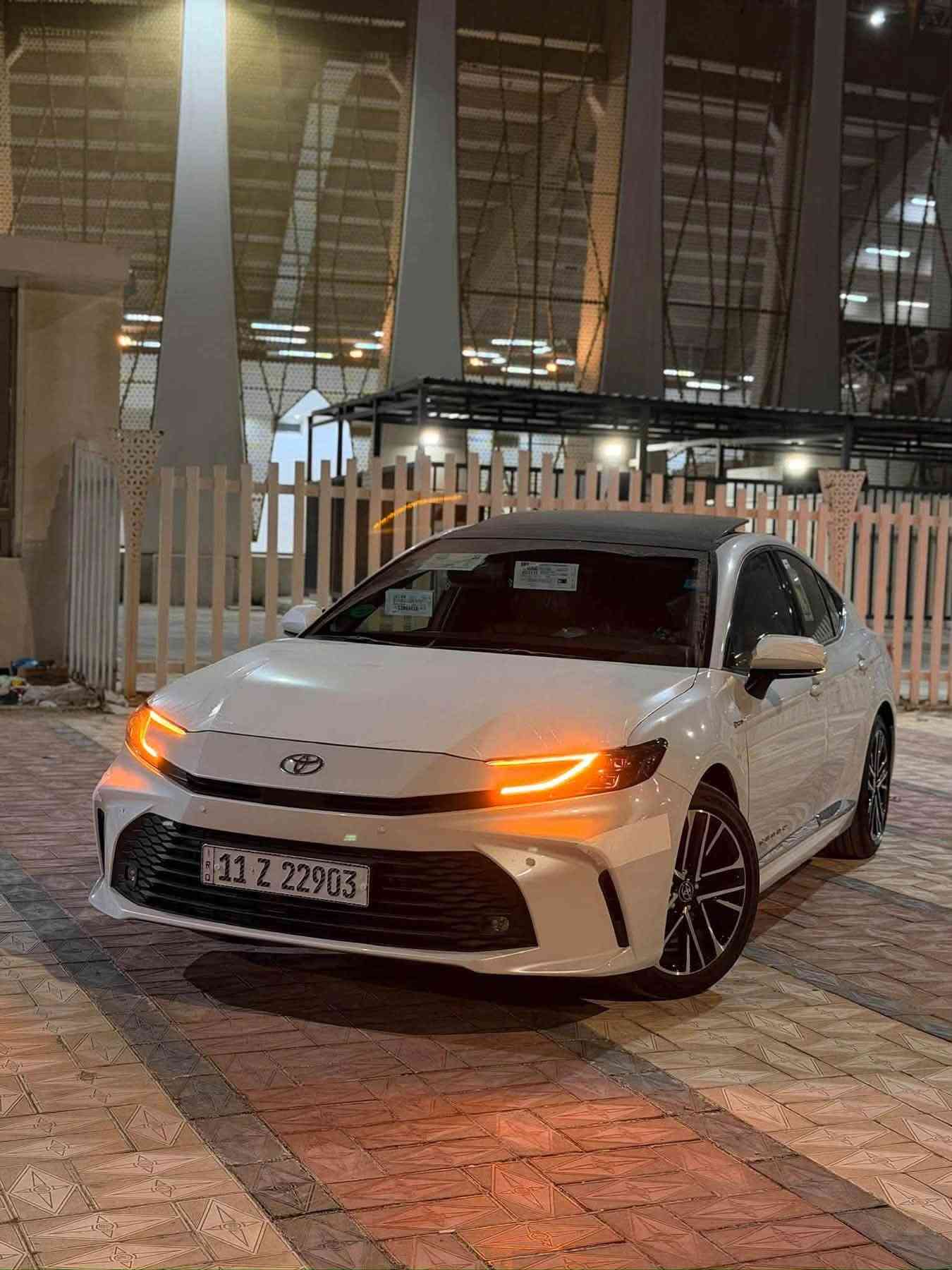كامري LE • ٢٠٢٥ • هايبرد