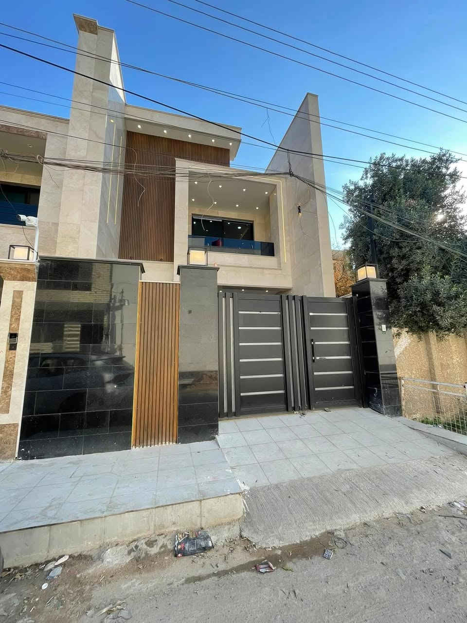 السلام عليكم ورحمة الله وبركاته
سلمنا بيتك 🏤🏫نسلمك 🔑
تعلن شركه #بوابه #الامل #للمقاولات #العامه #والترميم عن #عروض #الأسعار لديها 📃🏤🏤🏤🏤🏤
أسعار البناء لدينا تشمل👇👇 
#تندر مواصفات وسط #تسليم مفتاح 🔑
1_بناء منزل مساحه100 متر طابق واحد تكلفه 35 مليون نقد
2_ بناء منزل مساحته 150 متر طابق واحد تكلفه 45 مليون نقد
3_بناء منزل مساحته 200 متر طابق واحد تكلفه 55 مليون نقد
4_ بناء منزل مساحته 250 متر طابق واحد تكلفه 70 مليون نقد 
5_ بناء منزل مساحته 300 متر طابق واحد تكلفه80 مليون نقد 
*****************************************************
1- بناء منزل مساحته 100 متر طابقين تكلفه 65 مليون نقد
2- بناء منزل مساحته 150 متر طابقين تكلفه 85مليون نقد
3- بناء منزل مساحته 200 متر طابقين تكلفه 105 مليون نقد 
4- بناء منزل مساحته 250 متر طابقين تكلفه 135 مليون نقد 
5- بناء منزل مساحته 300 متر طابقين تكلفه 150 مليون نقد 
***************************************************
#ملاحضه 
هناك عقد رسمي بين الشركه وبين صاحب المنزل تذكر فيه جميع المواصفات والفقرات المطلوبه وحسب التندر المتفق عليه 📃
1_ الدفع يكون على حسب نسبة الإنجاز في العمل 
2_ مده التسليم تحدد في العقد بين الطرفين حسب العقد
***********
#ملاحضه
يوجد لدينا جانب اقساط لكن بمقدمه قدرها نصف المبلغ والباقي تسديد شهريا حسب الاتفاق 
*************
للتواصل معنا مراسله صفحة 
او زياره #موقع #الشركه
للاتصال ***********
واتساب***********
