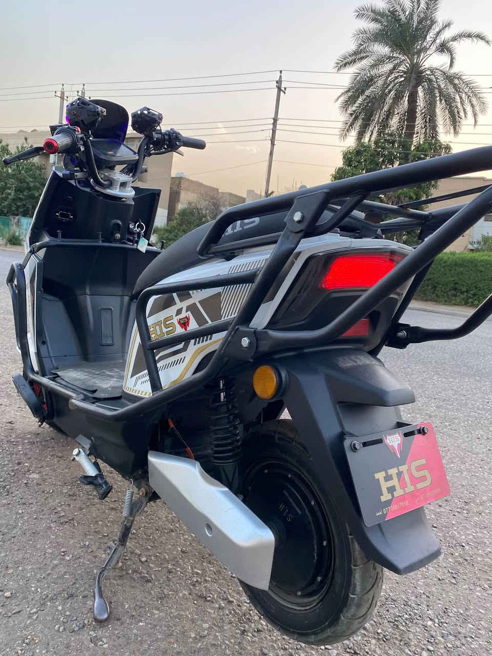مدرعة • ٦ بطاريات • ملف ٢٥٠٠ واط