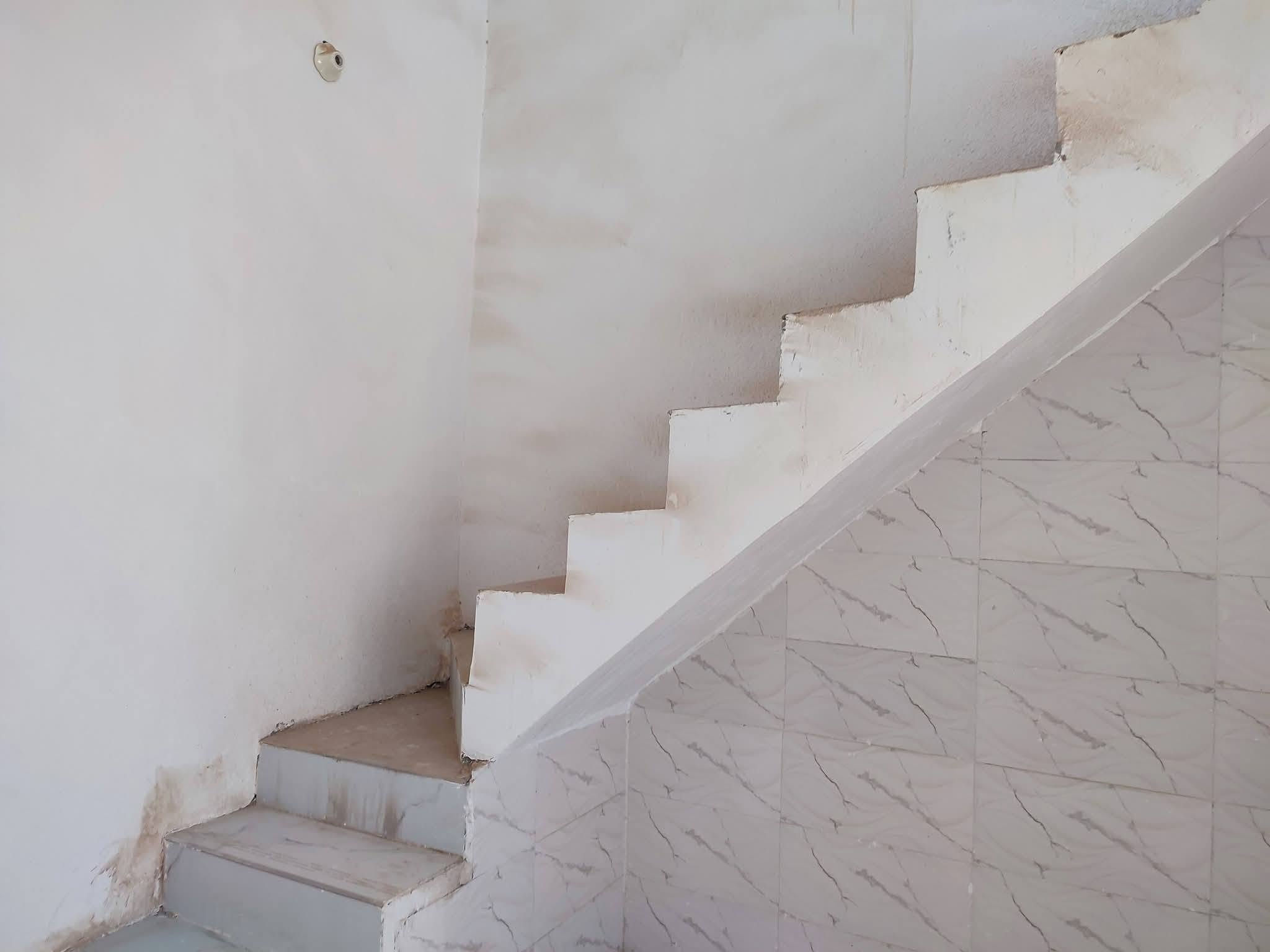 🏠 دار للبيع – تسليم مباشر
📐 المساحة: 50 متر
السعر 17 مليون بي مجال 
🔑 التسليم: مباشر
✨ مواصفات الدار: • أساس وسقف صب كونكريت
• أرضية بورسلين
📍 العنوان: النجف الاشرف سايدين المطار – شارع علكم – نهاية الشارع
📞 للاستفسار والتواصل واتساب:
***********
