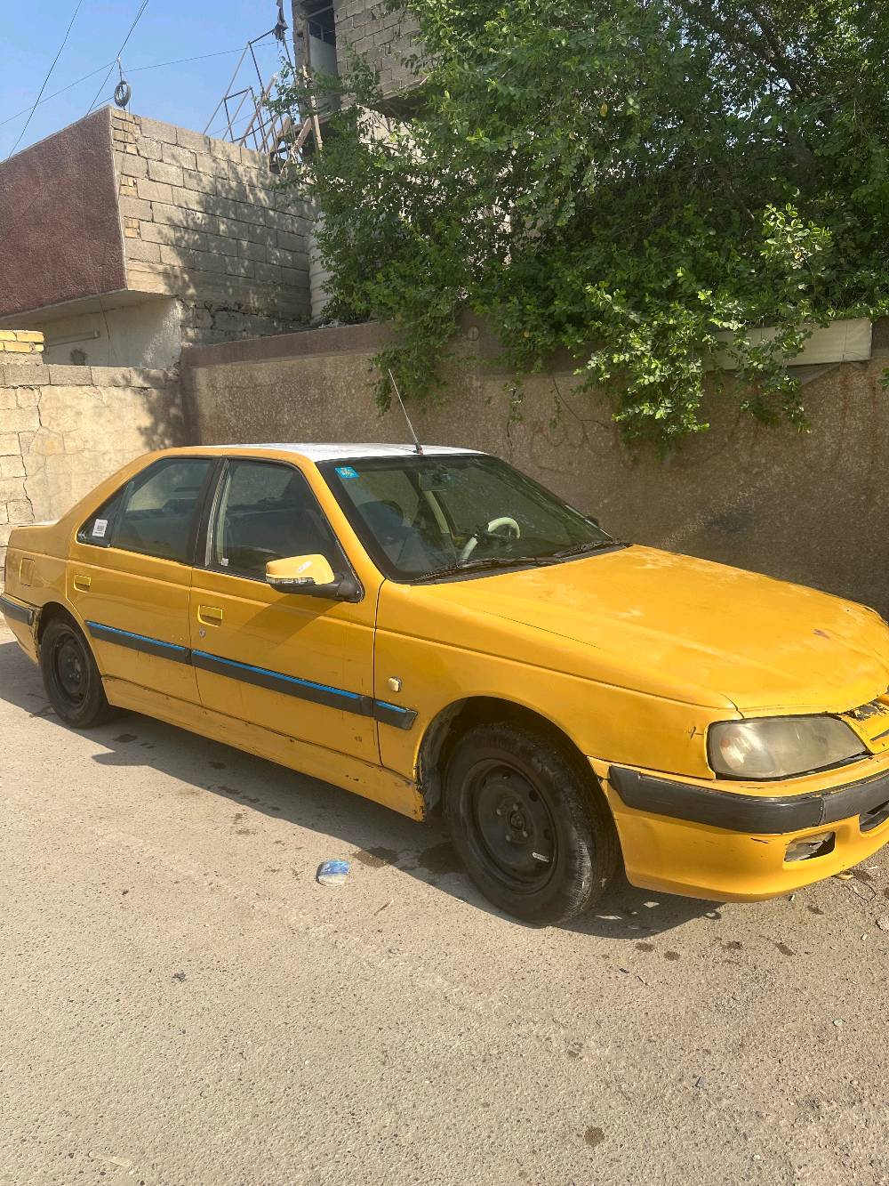 بيجو بارص ٢٠١٥ 
رقم بغداد انكليزي ب اسمي تحويل ثاني يوم  مصفره 
محرك وكير خير من الله 
تجفيت عام جديد
ادامه جديده نوزلات بلكات فيت بم 
المكان بغداد الكمالية 
السعر ٣٠ وبيها مجال للشراي
موجود خاص و واتساب 
***********