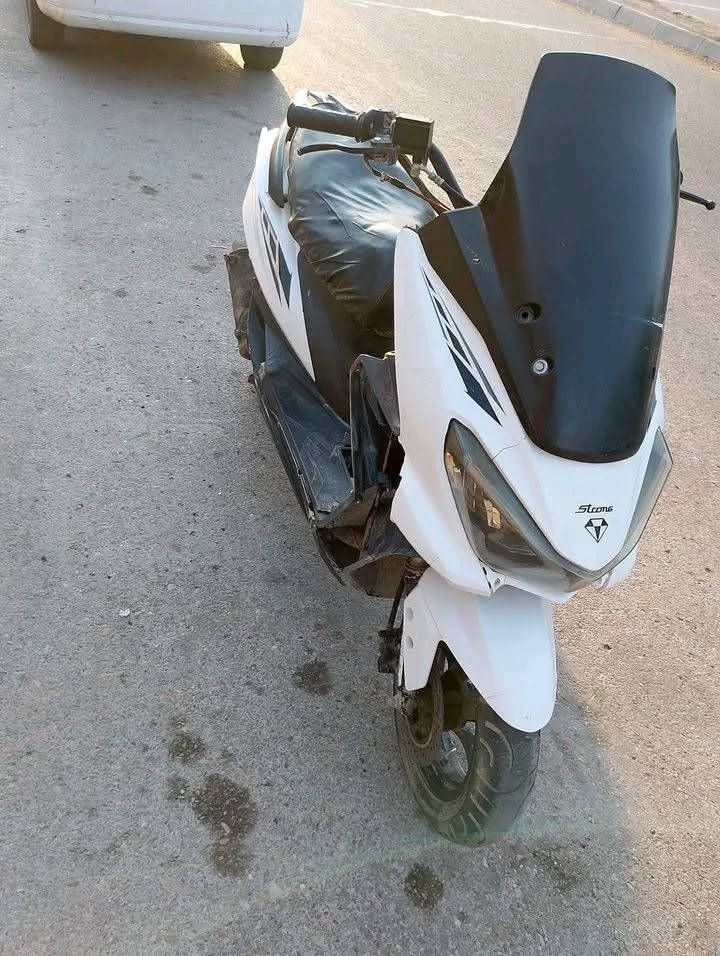السلام عليكم سترونك 2023  مجفته جديد حاليا دخانه بيهه خفيفه ع زراك شلعه ومعدل حلو نضيفه السعر 225 بعقوبه التحرير ***********
