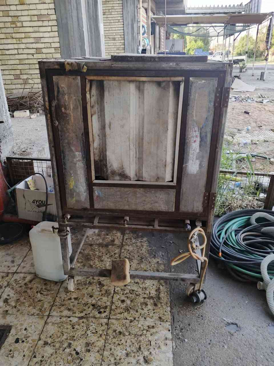 السلام عليكم فرن شوي غاز يرهم للسمج وللدجاج وللمعجنات ب200وبي مجال للشراي  ***********العنوان المسيب حي المعلمين مقابيل مركز الشباب
