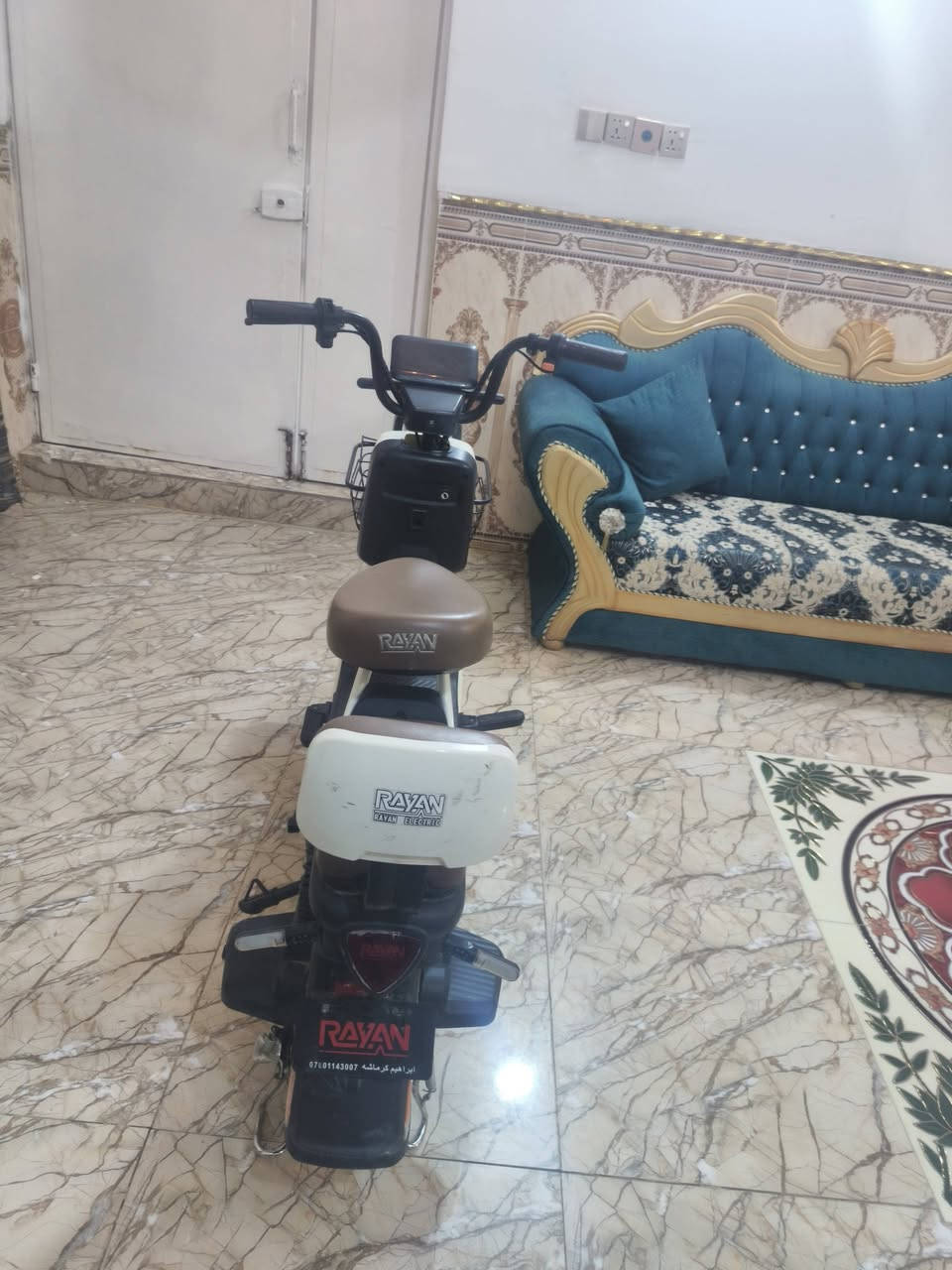 السلام عليكم دراجه شحن ريان 2026  الدراجه نضيفه مثل بل صوره أوراقه كامله كلشي بيه مابيه أي نقوصات المكان بغداد الدوره هورجب السعر 350  وبيه مجال حك الجيه الرقم ***********
