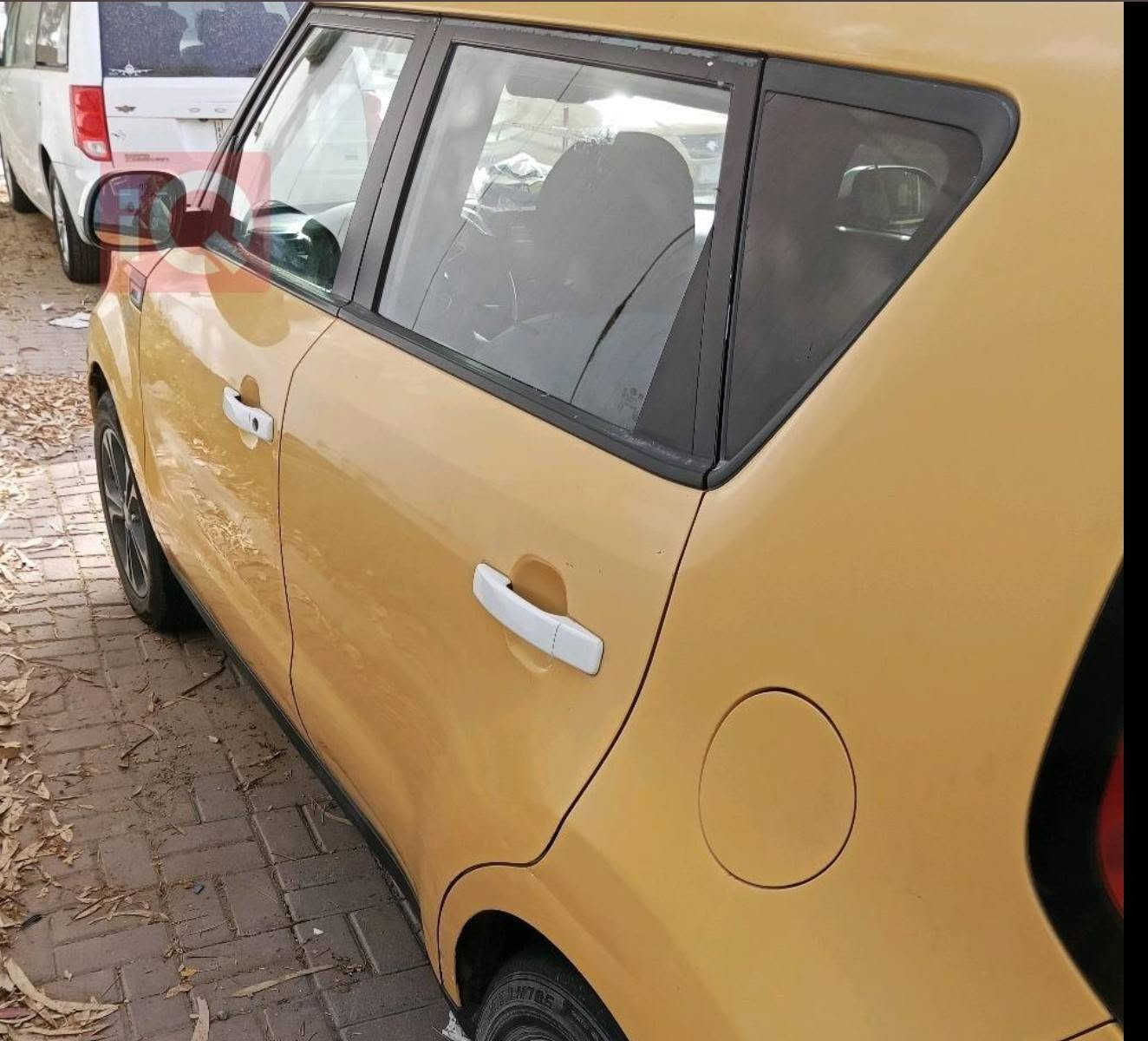 السلام عليكم 🌹
كيا صول Kia Soul🌹 
مديل2015🌹
للبيع او المراوس🌹
وارد امريكي 🌹
حادث جاملغ امامي 🌹
وبالعراق ضربه خفيفه بالصندوق🌹 
السياره مكفوله من الضربه القويه والكص لغود شواصي🌹 مكفولات 🌹
رقم انكليزي بغداد🌹 
محرك1600gdi🌹
السياره بيها تنقيص ابيعلك كايمه🌹
كير عادي6نمر🌹
مواصفات 🌹
كامره
بلوتوث
تحكم استيرن
العنوان بغداد 🌹
رقم الهاتف ***********
0️⃣7️⃣7️⃣1️⃣9️⃣3️⃣8️⃣5️⃣3️⃣9️⃣5️⃣بي واتساب
السعر78وبي مجال للطيبين🌹 بغداد, العراق

نص مكتوب في الصور:
- 11 S IQ CARS
- iQ