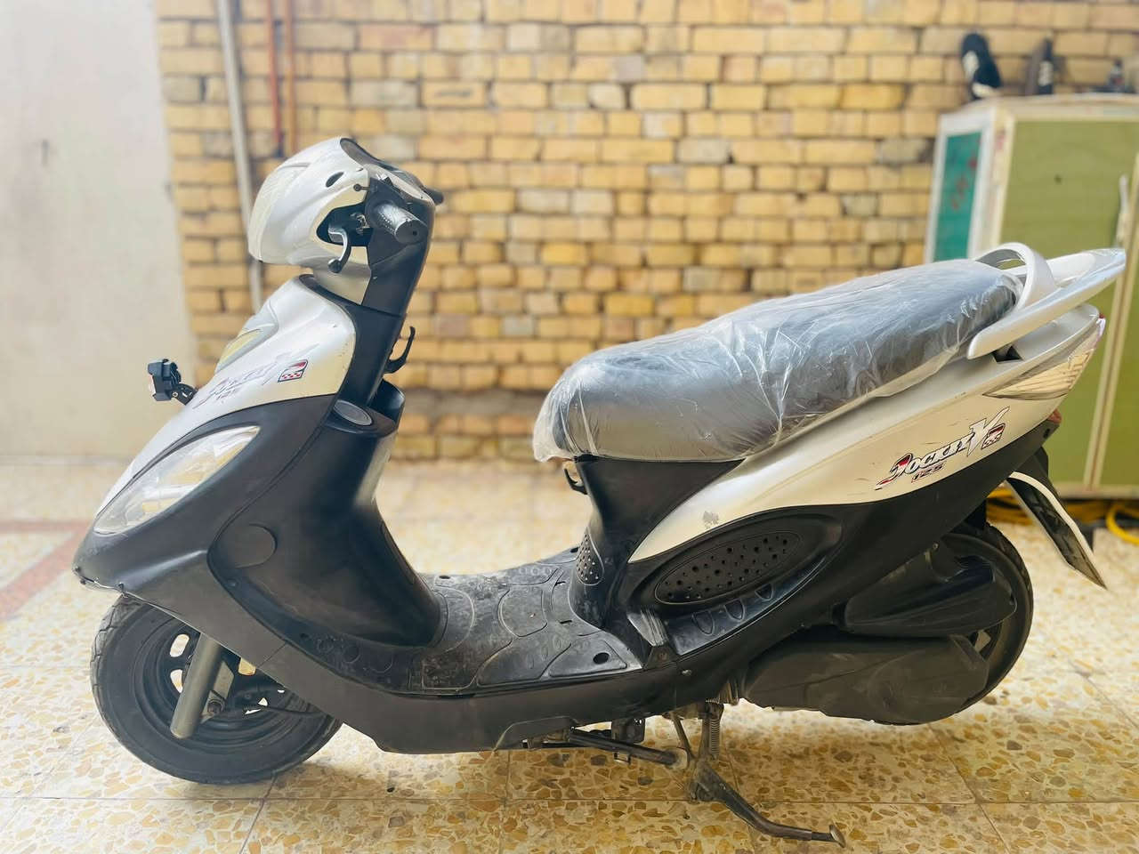كامكو • ٢٠١١ • نضيفه