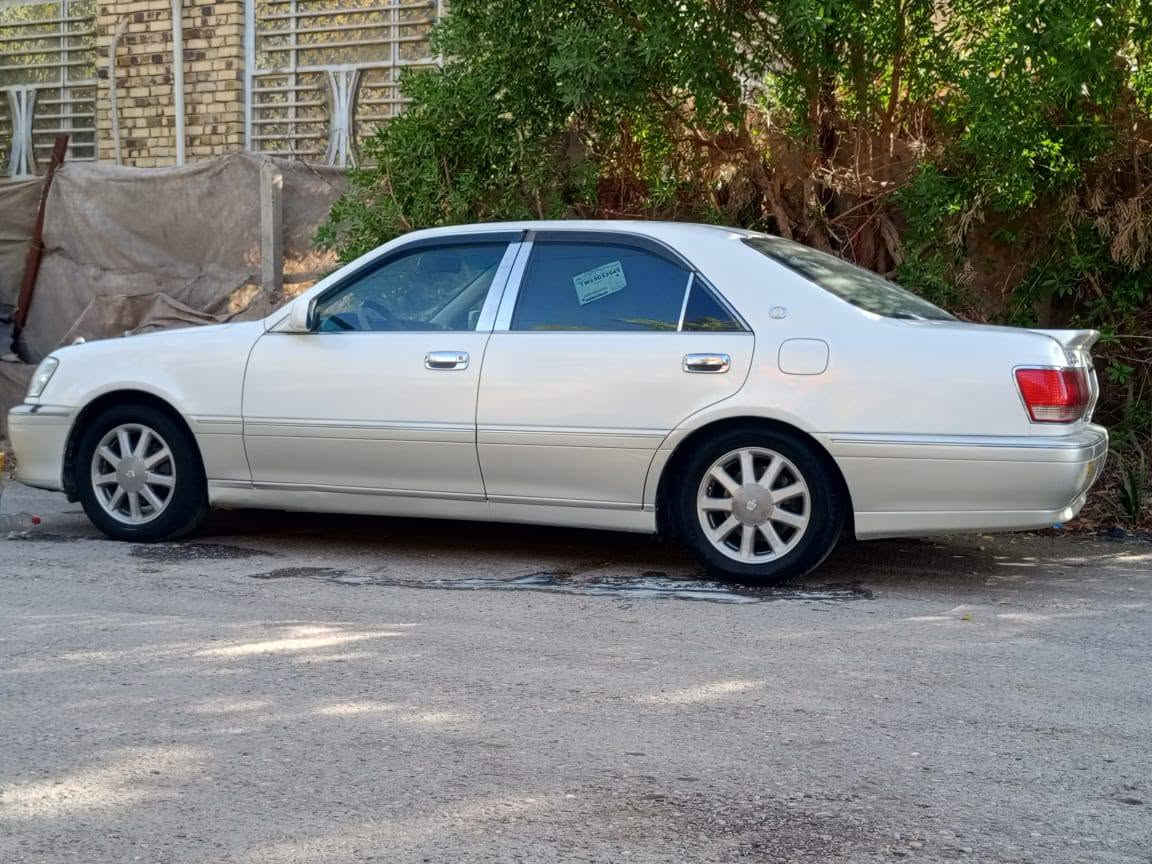 ملكة 2003  محجل خضراوي 3 دكم اصل كرستال رقم كركوك مدفوع كمرك السعر 110 *********** مكان بابل قرب الجامعه

