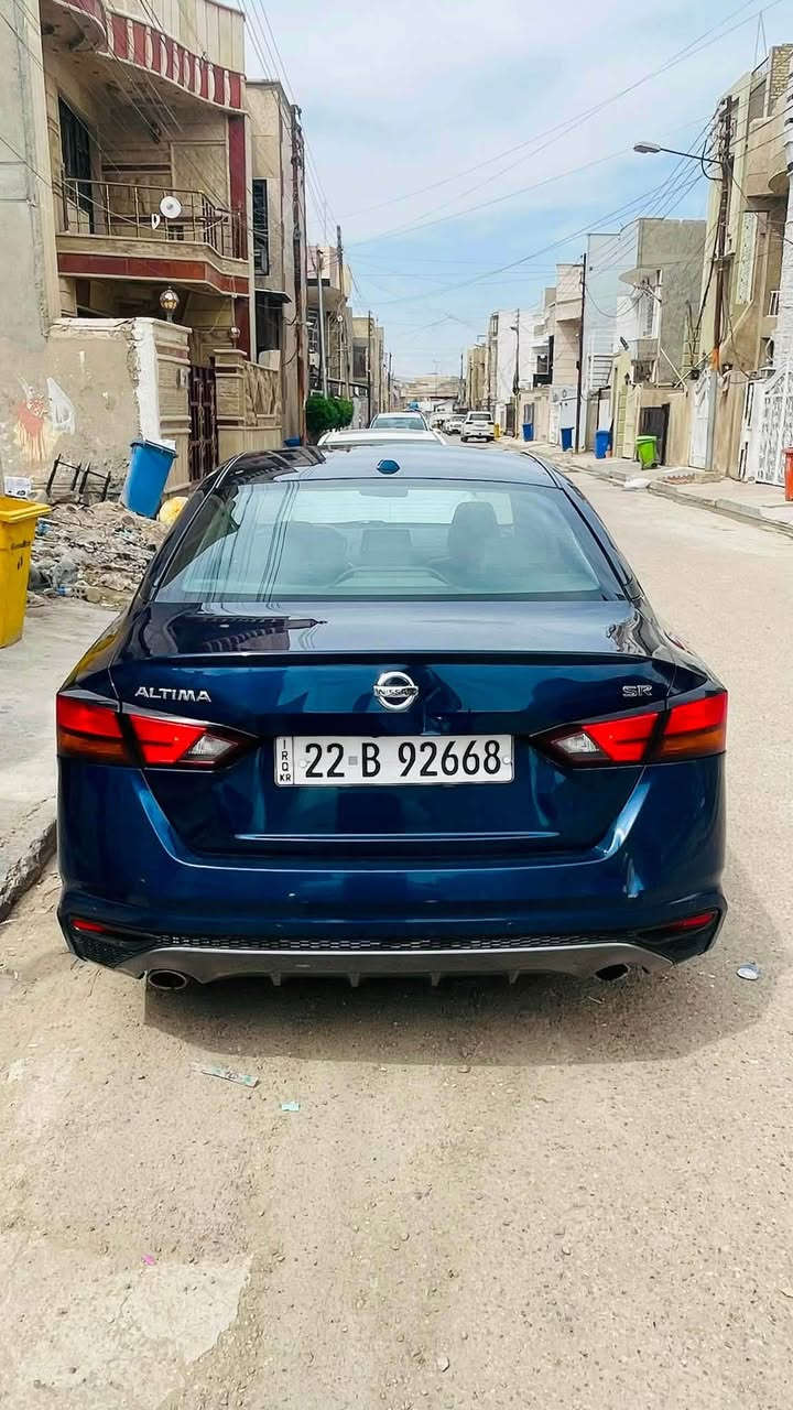 ألسلام عليكم

Nissan Altima SR 2022 للبيع

رقم اربيل - تحويل مباشر أو وكالة

-ألسيارة ماشية 90 الف كيلو 

-حادثها چاملغ و نص بنيد كلير

-موجود رقم الشاصي بالصور 

-بيها هنا حادث بالجاملغ الخلفي مصلح و ما مصبوغ موضح بالصور

-بيها رصعة بسيطة بالصندوك موضح بالصور

-السعر 120 وبيها مجال

-مكاني بغداد البلديات

-رقم التلفون ***********
