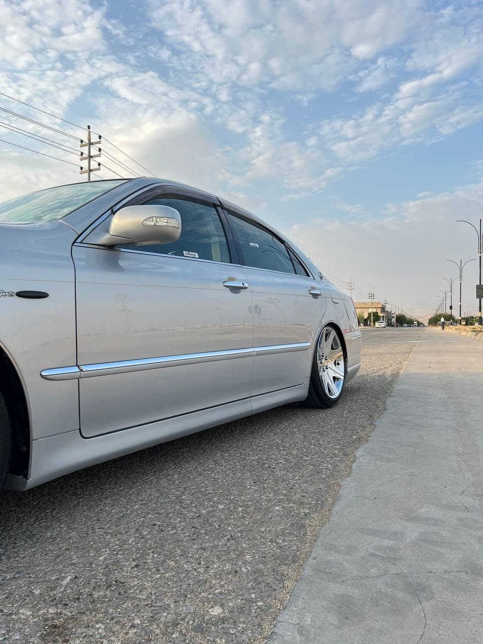 ماجێستا ساق ساق  موسوبڕاوە نیە
2005کراوە بە 2007 قەپات موسفات
پێنج دوگمە سە لاجە🩶
ئاوێنە ئیشارە ت🩶
پێنج بە سمە سنوق شەفت🩶
سێپەردە سڵایت🩶
کوشن جلد هیتەر غەزن🩶
تە بریت ساردوگە رم بە شە رت🩶
گێڕو مە کینە بە شە رتی فە حس🩶
چوارویلو تایەلۆک قیاس19🩶
چوپە کانی کامل حوڕکراوە🩶🩶🩶
تە بریت مە رکە زی🩶
سوکان کارە با کوشن کارە با🩶 
جامە کانی هەڵ گیراوە تە وە🩶
کونی گە رمی چاکراوە🩶
سە یارە کە سە قفی بۆیاخ نیە🧿لە گە ڵ چە ن پارچە یە کی من بە حیزام بۆیاخ دە ی فرۆشم 🩶
سعری73
***********
