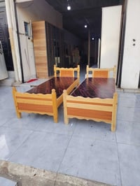 جرابي • سرير • للبيع