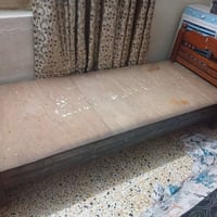 تخت نفر • نظيف • موصل