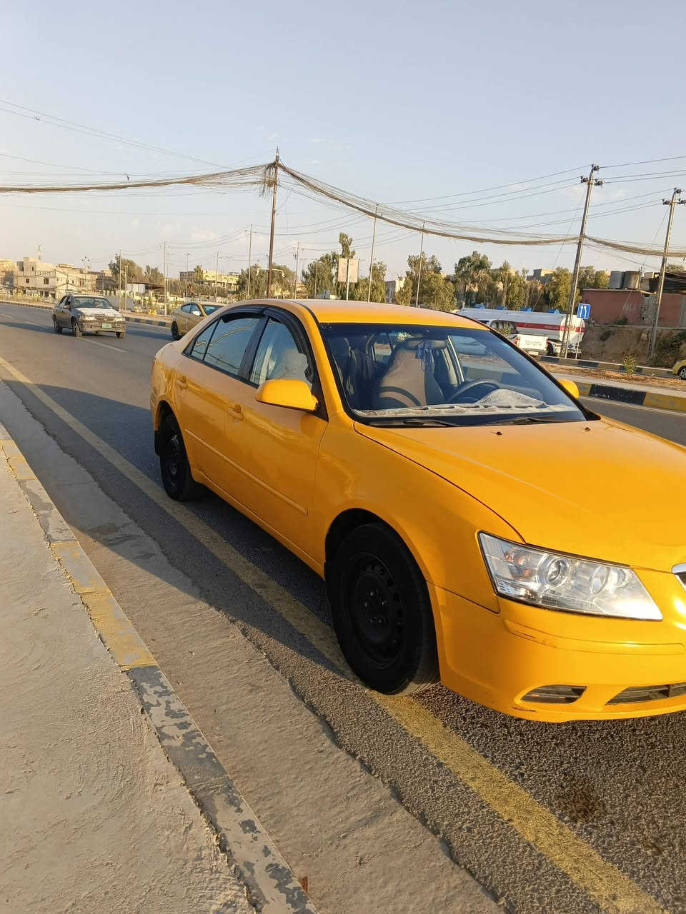 السلام عليكم سوناتا امريكي موديل 2010ضررها بنيد وجاملغ وشبر بل تكمه باقي التفاصيل خاص  الاتصال ع الرقم ***********واتس متواجد
