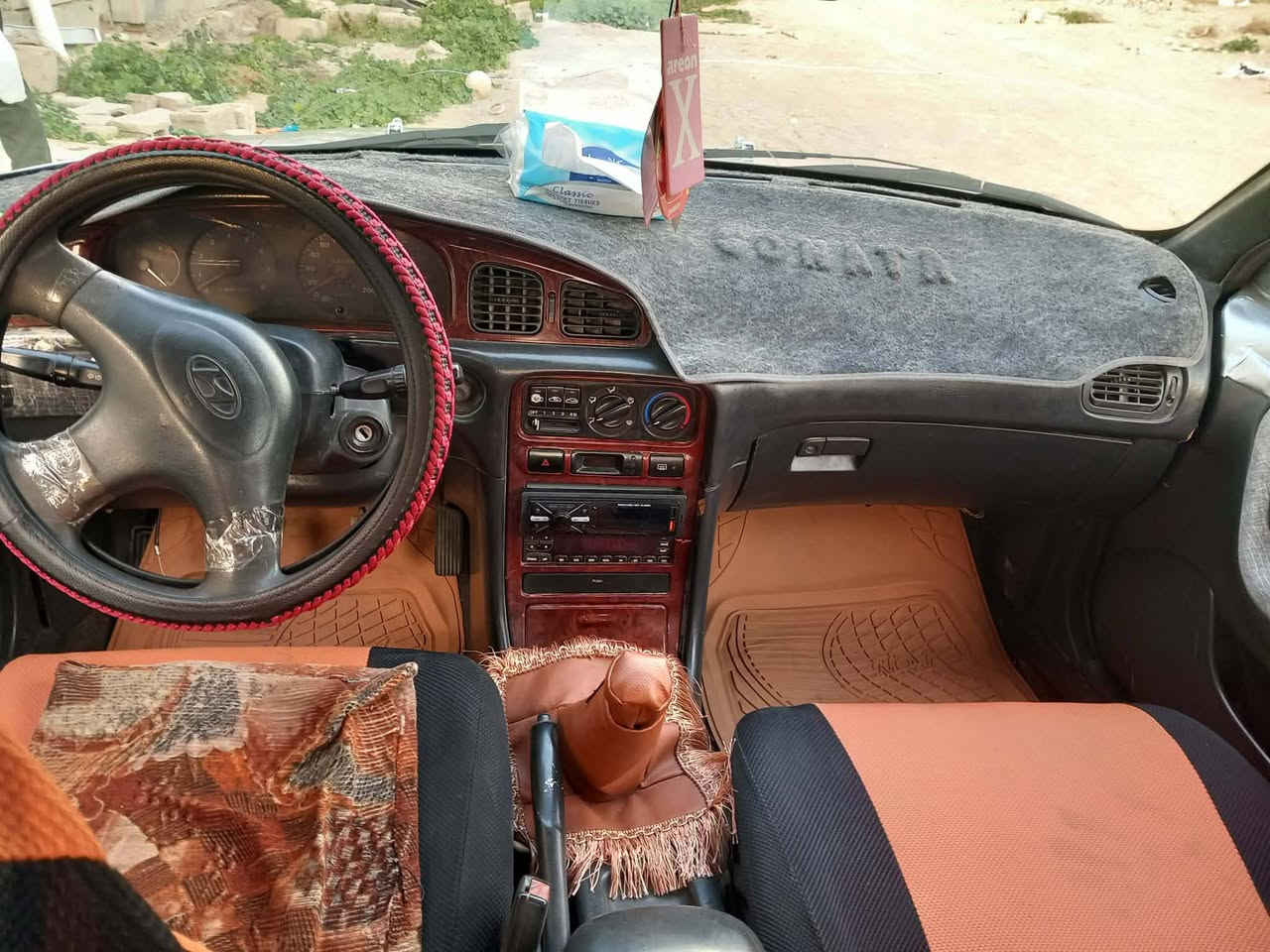 السلام عليكم ورحمه الله وبركاته للبيع سوناتا 2رقم ديالىسنوي ساقطة مصبوغ حزام موديل 94دواخل حلوة كير محرك خير من الله تبريد شغال السعر 37وبيه. مجال الطيبين لتواصل مع صاحب السيارة على هذا الرقم***********
