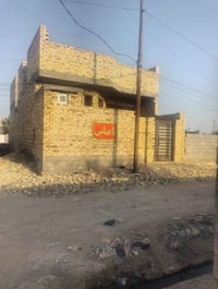 بيت زراعي • ١٠٠م • بصف شارع زمن