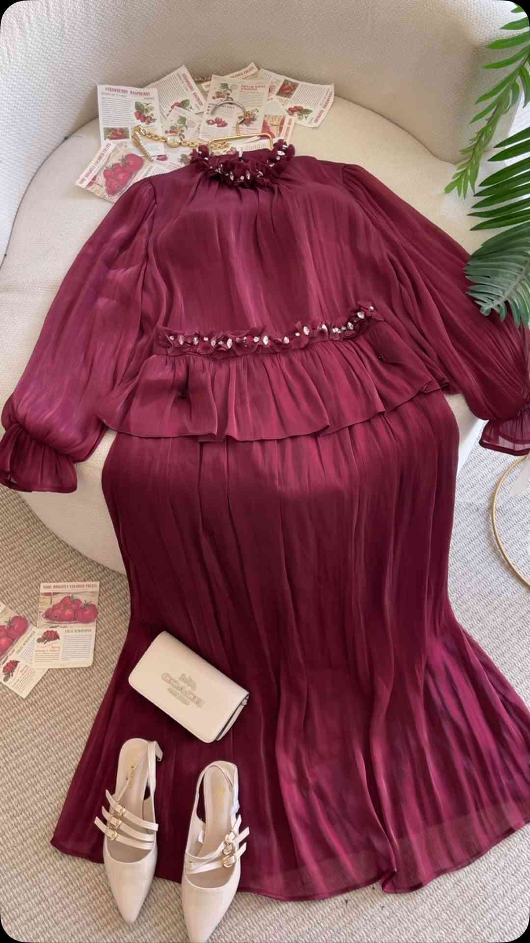 الجديد🤩🤩🤩✨✨✨✨✨
طقم تنورة مع توب فخم جدًا يجنن 🤩🤩
خامة أوركنزا مبطن 
توفر بألوان لون احلا من لون
————✨
قياسات محدودة قطع محدودة ✨✨🤩🤩
اكتبي تم ✔️ يوصلج السعر 🔥🔥
للأستفسار والحجز ✉️✉️
بابل/شارع 40 مجاور جواهر مول 🤍
توصيلنا متوفر لجميع محافظات العراق 🇮🇶
