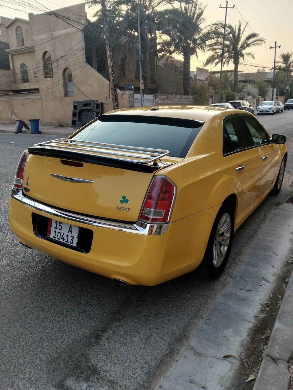 يا الله
​أوباما 2012 خليجي (للبيع فقط - نقدًا)
​التحويل: تحويل مباشر
​الرقم: أنبار ألماني (إنجليزي)، مكفولة مصفر غرامات (لا مرور ولا هيئة العامة للضرائب).
​الخط: تعمل على خط (كربلاء - بغداد) ومصفرة هيئة بالكامل.
​العداد (العينة): 260 خليجي، والدشبول مصفّر (ولا گلوّب شغال، خالية من أي أخطاء).
​المواصفات:
​الحدادية: كاملة جديدة بالكامل.
​المحرك والتبريد: منظومة حماوة جديدة بالكامل (راديترات مي أصلية + دبة أصلية + مراوح مرسيدس أصلية)، ومنظومة تبريد جديدة.
​العجلات: تخم ويل المكسيكي الأصلي + تخم تاير بالة ياباني.
​الإضاءة والكهربائيات: منظومة زنون جديدة + شاشة كبيرة مزودة بنظام حديث.
​الداخلية: غرفة بيجي كاملة جديدة مع الدشبول.
​البودي والصبغ: صبغة جديدة + جاملغ خلفي وأمامي جدد.
​الحالة والكفالة:
​السياره معمرة بالكامل (فتح وتعمير شامل لجميع القطع)، مكفولة كفالة عامة من اللعب بالقماره والشواصي والتكم (لا شواصي ولا تكم، خالية من أي عيب شرعي). سيارة مال جنية ومتعوب عليه أزيد مما تتصور.
​الموقع: كربلاء المقدسة
​للتواصل: ***********
​ملاحظة هامة: السعر قفل ومطلوب نقدًا فقط، يرجى عدم الاتصال أو المراسلة غير النقد ما اراوس(155$).

