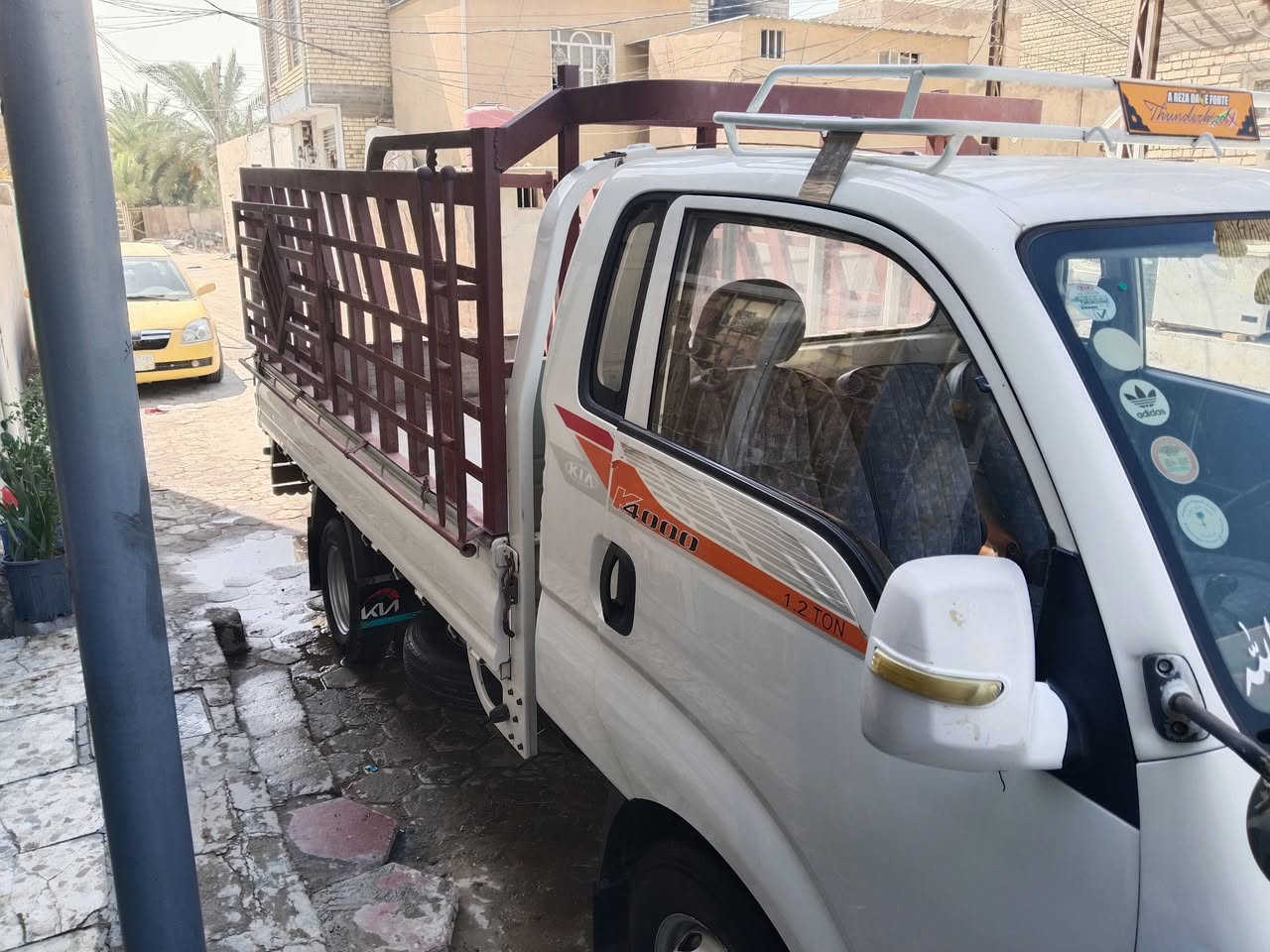 سلام عليكم خوان كيه فحل مديل 2017مكفول كفاله عالم وسياره جاهزه   سعر 130وبيها مجال الاستفسار رقم  ***********
