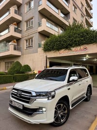 لاند كروز • GXR V8 • ٧٠ الف كم