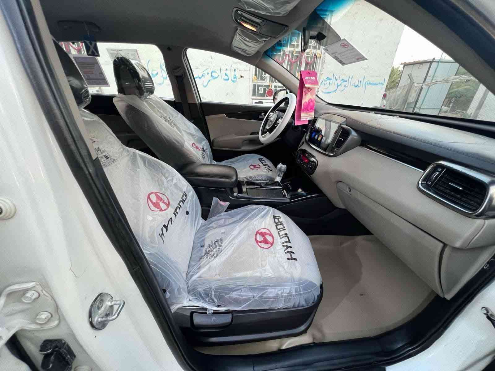 للبيع كيا سورنتو موديل 2018 خليجي سياره جديده مكينه وكير وحداديه خير من الله السياره فول 1/1 البصمه شاشه جبير مري شفط حساسات خلفيه كامره خلفيه  مكينه 6سلندر 7راكب تبريد 3قطع مكينه ناعمه لاتبخير ولاء تنقيص سياره رقم بابل  (بأسمي) ولانكيلزي سنويه مجدده مجدده لل٢٠٣١ تحويل مباشر السياره بيه صبغ عام فرن أثر تجيه   مكفوله من لغد وشواصي مابيهن شي سعرها137 وبيه مجال هذا رقمي ,*********** مكاني بابل الحله بيع مستعجل شراي يتصل وبيك خير وتدلل
