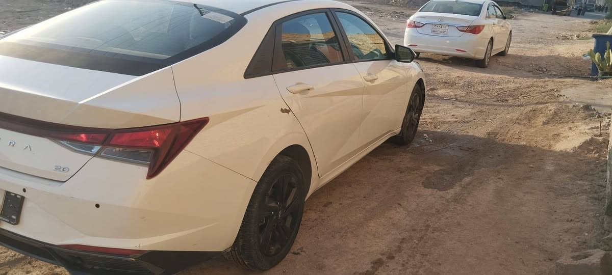السلام عليكم // النترا موديل 21 خليجي مكينه 2000 سياره مال شركه بعد سنه وتخلص استقطاع مباشر ابيع على حادثه مكينه كير حداديه تبريد  شرط الوكاله سعرها 110 قفل  حادث جاملغ خلفي بارد وبيه شويه بل جاملغ الثاني هم بارد  اليوم صار هذا الحادث عنواني ناصريه رقمي واتساب ***********
