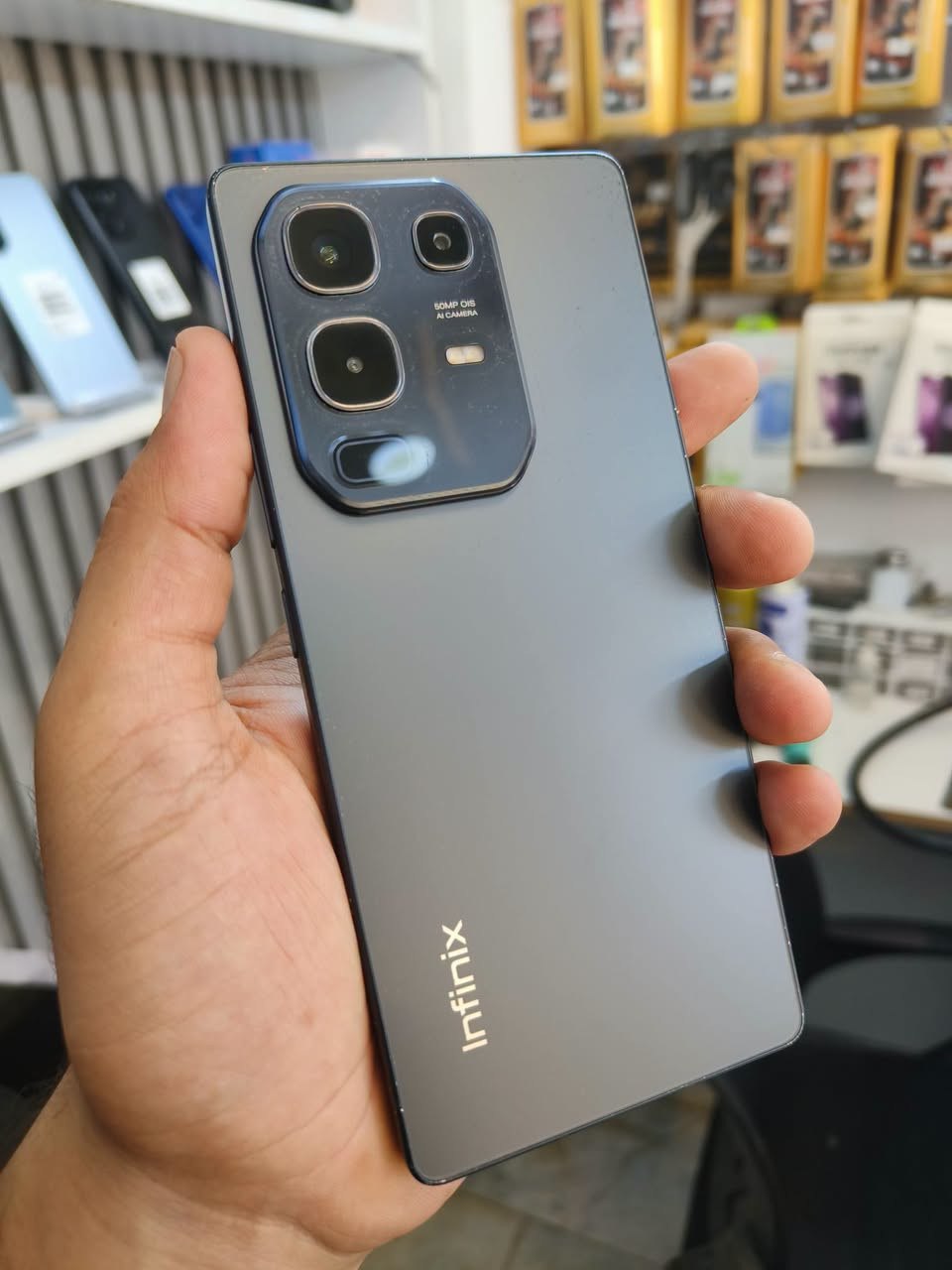 🔥 INFINIX NOTE 50 🔥

📱 256GB | RAM 16GB
🖤 أسود | 💚 أخضر

✨ مستخدم نظيف جداً
📦 مع كامل الملحقات

💯 نظافة وترتيب وأداء قوي…
واللي يدور NOTE 50 نظيف ومتكامل لا يفوّت الفرصة 🔥

📍 اكسبرت موبايل – غماس
📲 *********** | ***********

#InfinixNote50 #Infinix #اكسبرت_موبايل #غماس
