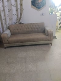 كنب • ١٠ مقاعد • درجة أولى