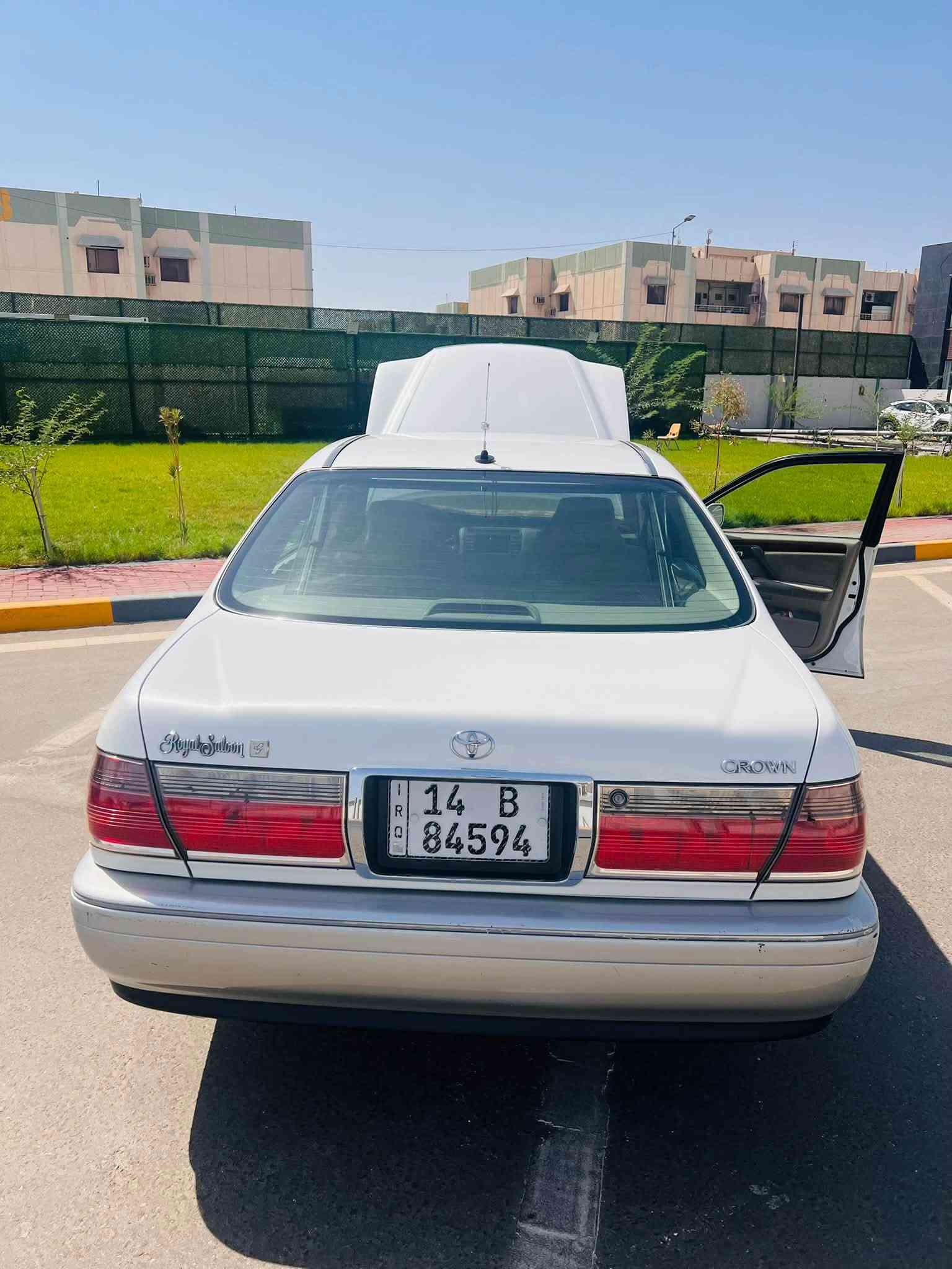 مواصفات السياره: 

مكينه D4 الكبير 

اربع دكم اصل 

تبريد امامي خلفي 

ثلاجه خلفيه 

مري شفط 

كشنات كهربائية 

  مثب سرعة 

مانع انزلاق + ABS 

چنجر 6 أقراص💿

برده خلفية

مكينة وكير وحدادية جديدة 

سياره جديدة ومتعوب عليه 

ماشيه ٧٠. الف حقيقي 

السعر ١٦٠

بصره ابو الخصيب ***********
