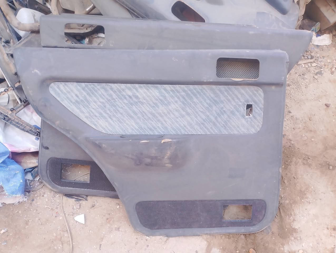 يدات خارجي سعر. القطعه 10 الف ما عدى السائق بطاين ابوب خلفي سعر الزوج 30 الف  مسطره خلفيه سعرها 20 الف *********** واتساب
