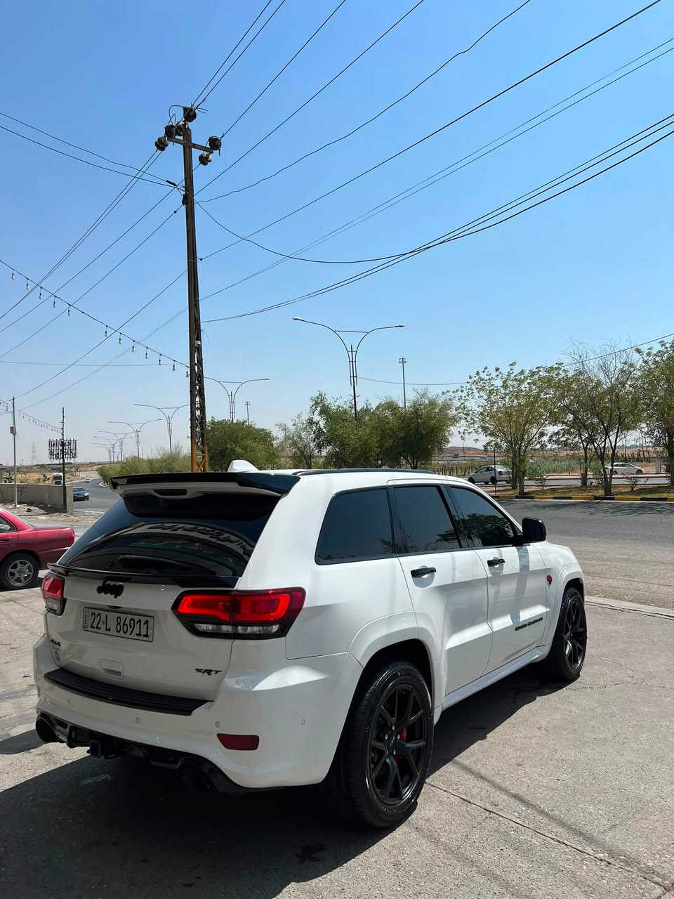 جيب لاريدو
فئه SRT
موديل 2020
مواصفات
رادار كشن جلد شامو تبريد هيتر يعني سياره فول فول 
بدون صبغ بي مكانين بارد سياره بدون صبغ حته دعامي بدون 
محرك كير كله ابشرط كلشي ابشرط 
مكان سياره كركوك 
سعر335ورقه مجال كلش قليل للشراي 
موبايل
***********موشراي لتكسر حلال عالم
