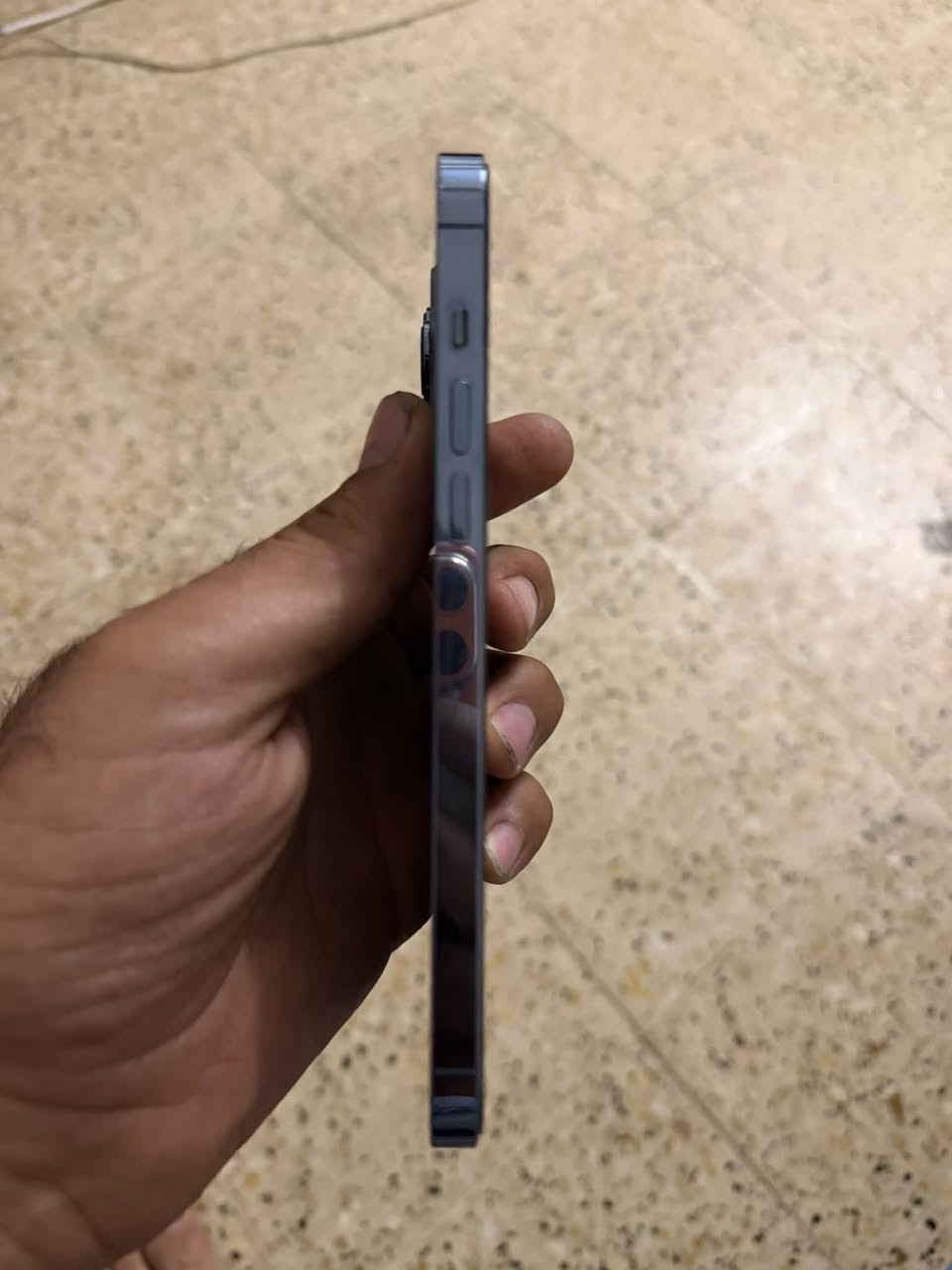 iPhone 13 Pro Max 256
جديد استخدام قليل الشاصي نضيف بدون اي تبديل مكفول بطاريه 95 مكاني بغداد جسرديالى القديم رقم للتواصل 
*********** السعر 700 وبي مجال ملحقات شاحنة فقط

نص مكتوب في الصور:
- ٩:٣١
- حول
- الاسم
- < iPhone
- إصدار iOS
- < 27.0
- اسم الطراز
- iPhone 13 Pro Max
- رقم الطراز
- MLKV3LL/A
- الرقم التسلسلي
- RX3P7YYVVN
- الأغاني
- .
- الفيديوهات
- الصور
- السعة
- ٢٥٦ غ.ب.
- متوفرة
- ٢٣٤,٨٧ غ.ب.
- عنوان Wi-Fi
- C0:2C:5C:78:50:E5
- Bluetooth
- C0:2C:5C:6A:9A:62
- البرنامج الثابت للمودم
- 7.00.01
- ١٠٠
- حالة البطارية والشحن
- كما هو الحال مع البطاريات القابلة لإعادة الشحن، بطارية الهاتف قابلة للاستهلاك وتصبح أقل فاعلية مع الوقت. معرفة المزيد...
- الحد الأقصى للقدرة
- ٩٥٪
- هذا قياس لقدرة البطارية مقارنة بقدرتها عندما كانت جديدة. قد تتسبب القدرة المنخفضة بتقليل ساعات الاستخدام بين عملية الشحن والأخرى.
- أقصى قدرة للأداء
- ستساعد الأنظمة المضمنة في النظام والمكونات في تخفيف آثار الأداء التي قد تلاحظها أثناء التقدم الكيميائي في عمر بطارية iPhone.
- شحن البطارية المحسن
- للحد من استنزاف عمر البطارية، يتعلم الـ iPhone من عادات الشحن اليومية، بحيث ينتظر ولا يتجاوز ٨٠٪ حتى يحين موعد حاجتك إلى استخدامه.