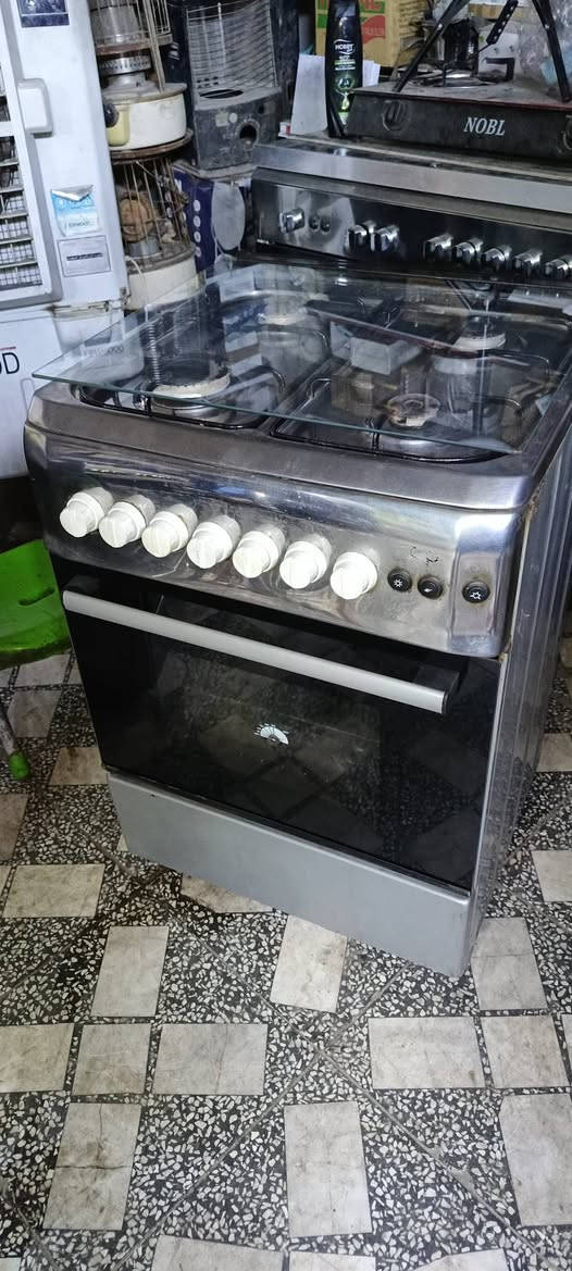 السلام عليكم 
طباخ نوعيه زينه للبيع 
4 مشاعل ناره عاليه وزركه 
السعر 110 وبي مجال شي بسيط 
مكاني الحسينية الراشديه 
***********
