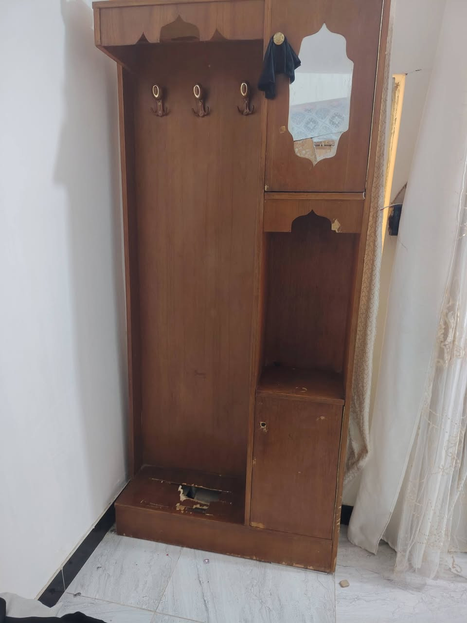 متاح تخم 75 والميز وزاويه 40 كنتور نضيف كلش هاذه رقم ***********
