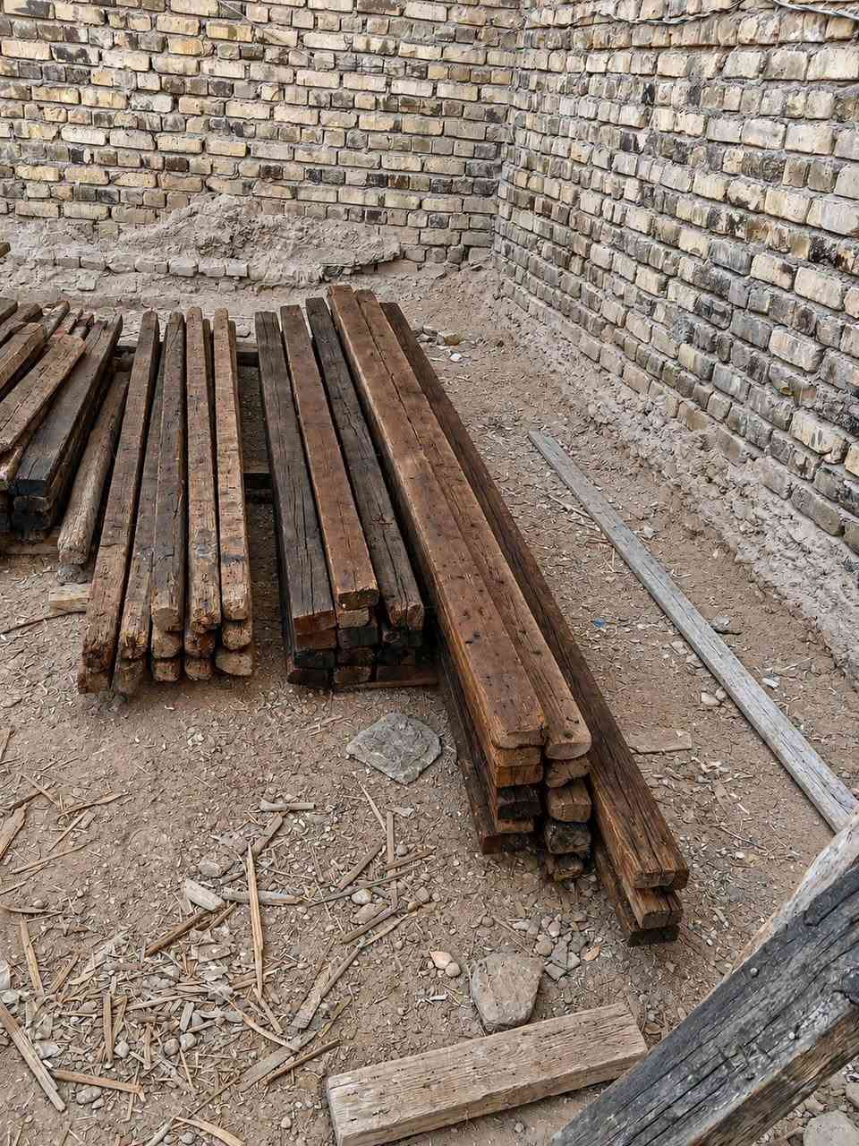 قالب خشب للبيع العدد 7 مكعبات يدك 150 متر 
عنوان حله مركز مدينة *********** واتساب مفتوح
