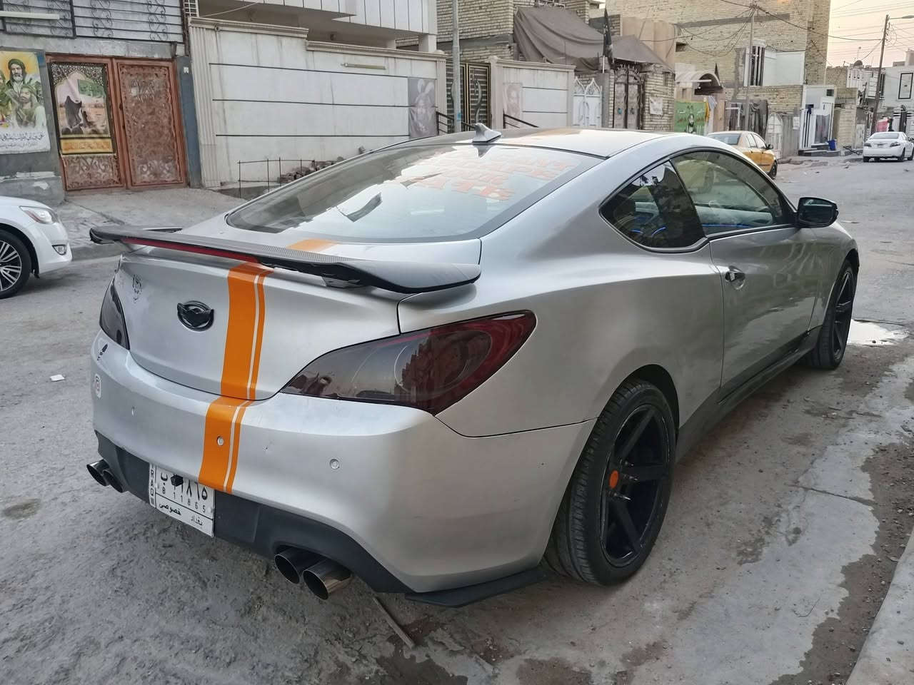 السلام عليكم للبيع أو المراوس 
جينسز كوبيه RS 2010 فول مواصفات مكينه 6 سلندر 3800 مكينه وكير جدد فتحه بصمه تشغيل وبصمه ابواب كشن السايق كهرباء مري كهرباء حداديتهه جديده تبريد ثلج ❄️ السياره بدون حادث بيهه صبغ حزام للجماليه اكزوزات رياضي ويل رياضي توسايز لدات داخليه متغيره الألوان رقم بغداد مشروع وطني تحويل مباشر السياره كلش حلوه وبدون نقص 
مكان السيارة بغداد مدينه الصدر 
السعر اتصال او واتساب وعيوني الك 
الاستفسار ***********سجاد
